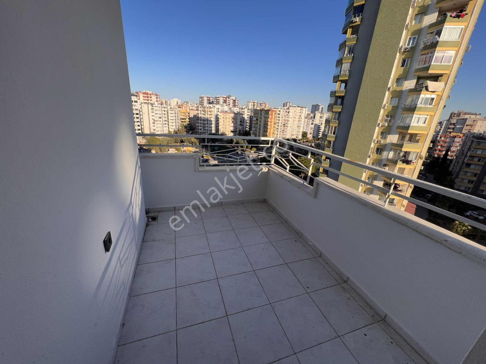 Mavi Bulvar Üzeri Park Manzaralı 185 M2 3+1 K.m. Özel Şömineli - Görsel 10