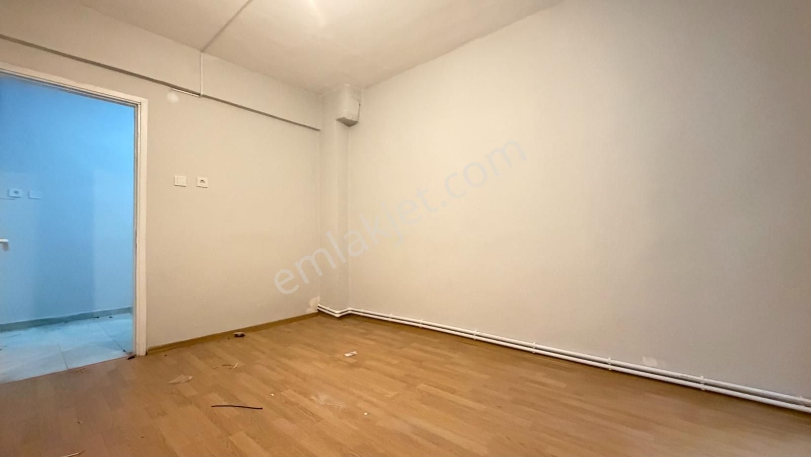 Kağıthane Çelebi Caddesi Üzerinde 2+1 Kiralık Daire Balkonlu - Görsel 14