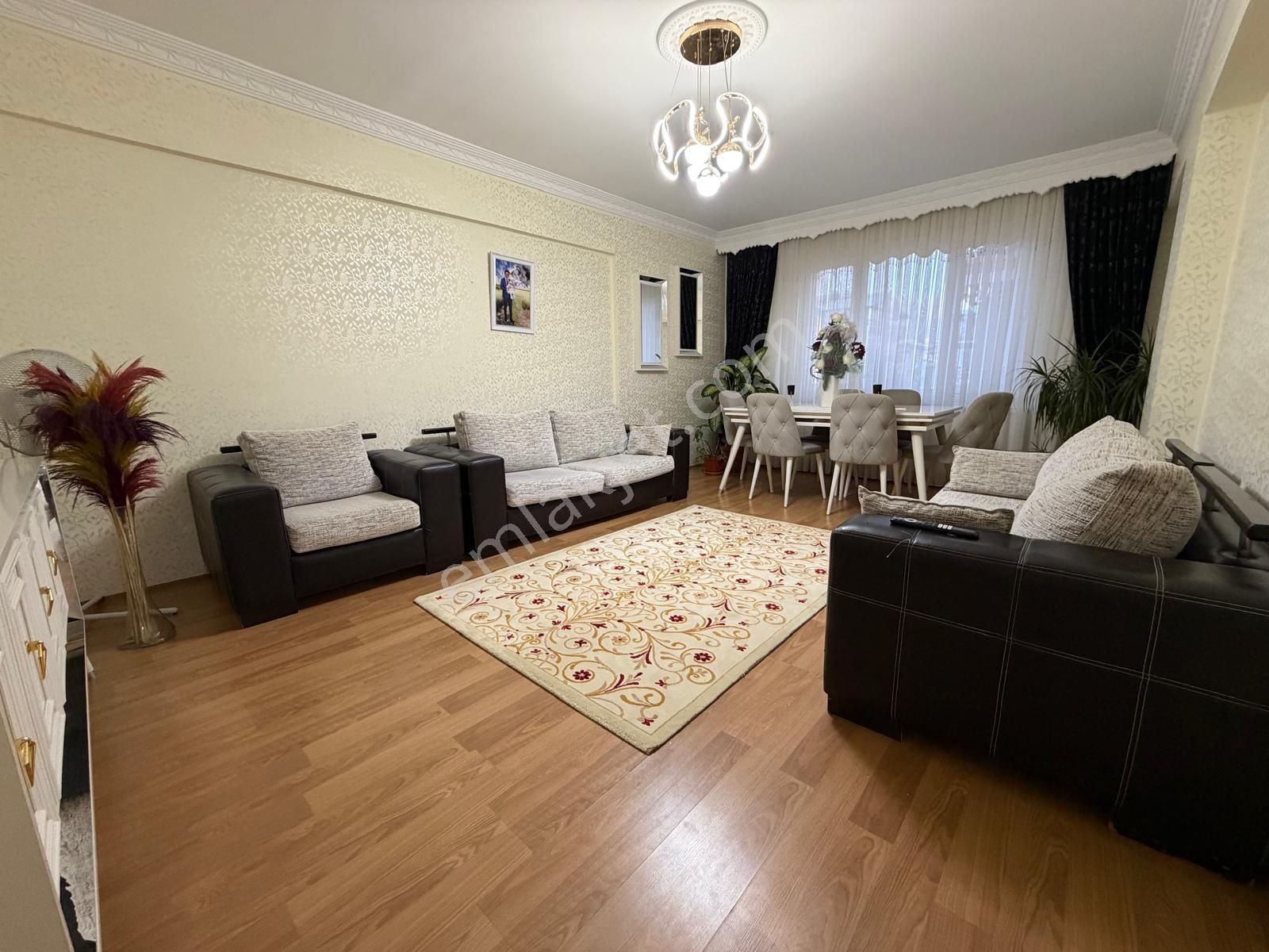 Kanuni Mahallesi Ara Kat Asansörlü Yapılı 3+1 Daire