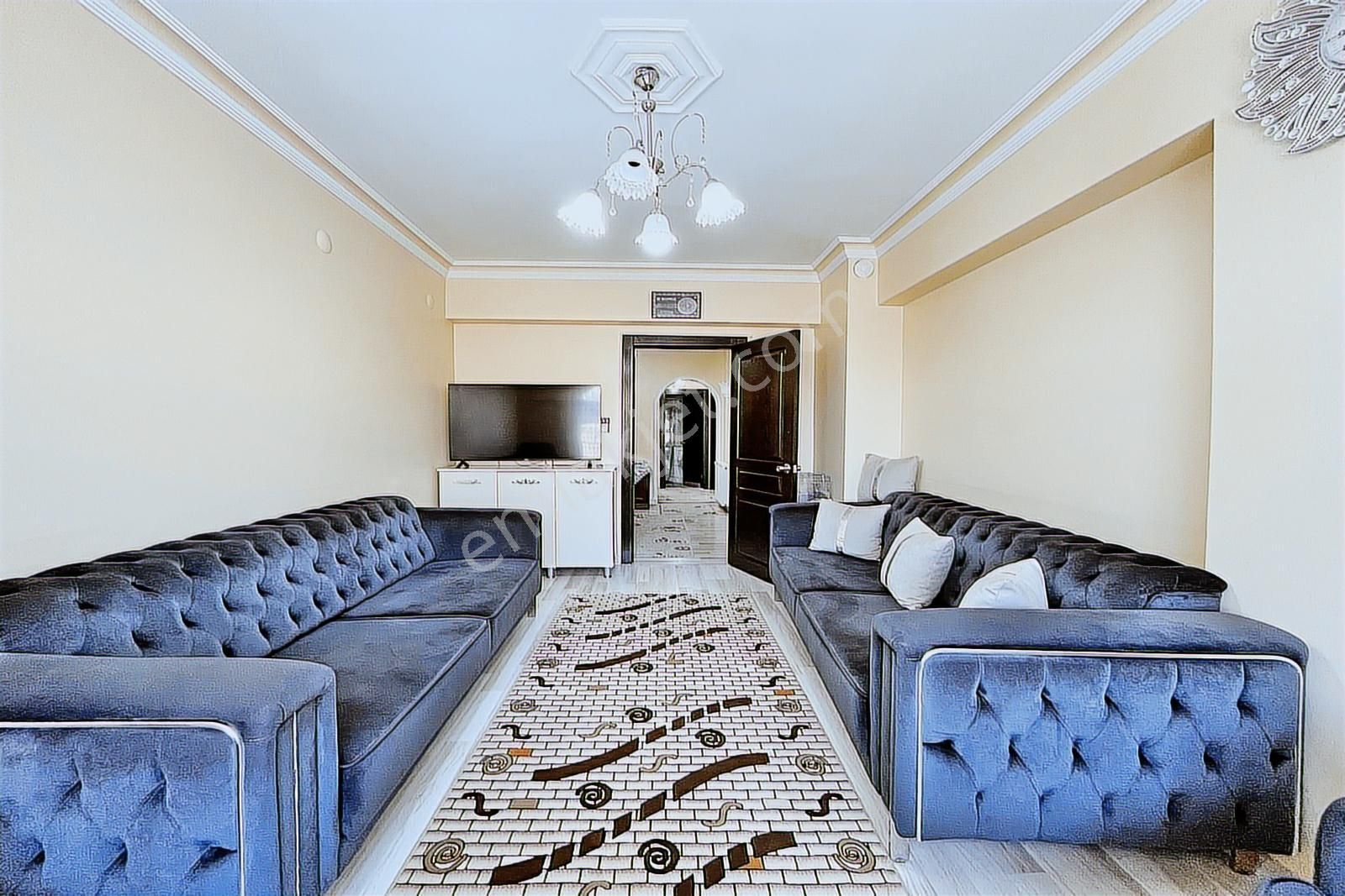 Karşıyaka'da 3.5+1 Ara Katta Ebeveyn Banyolu Kök Tapulu Daire - Görsel 18