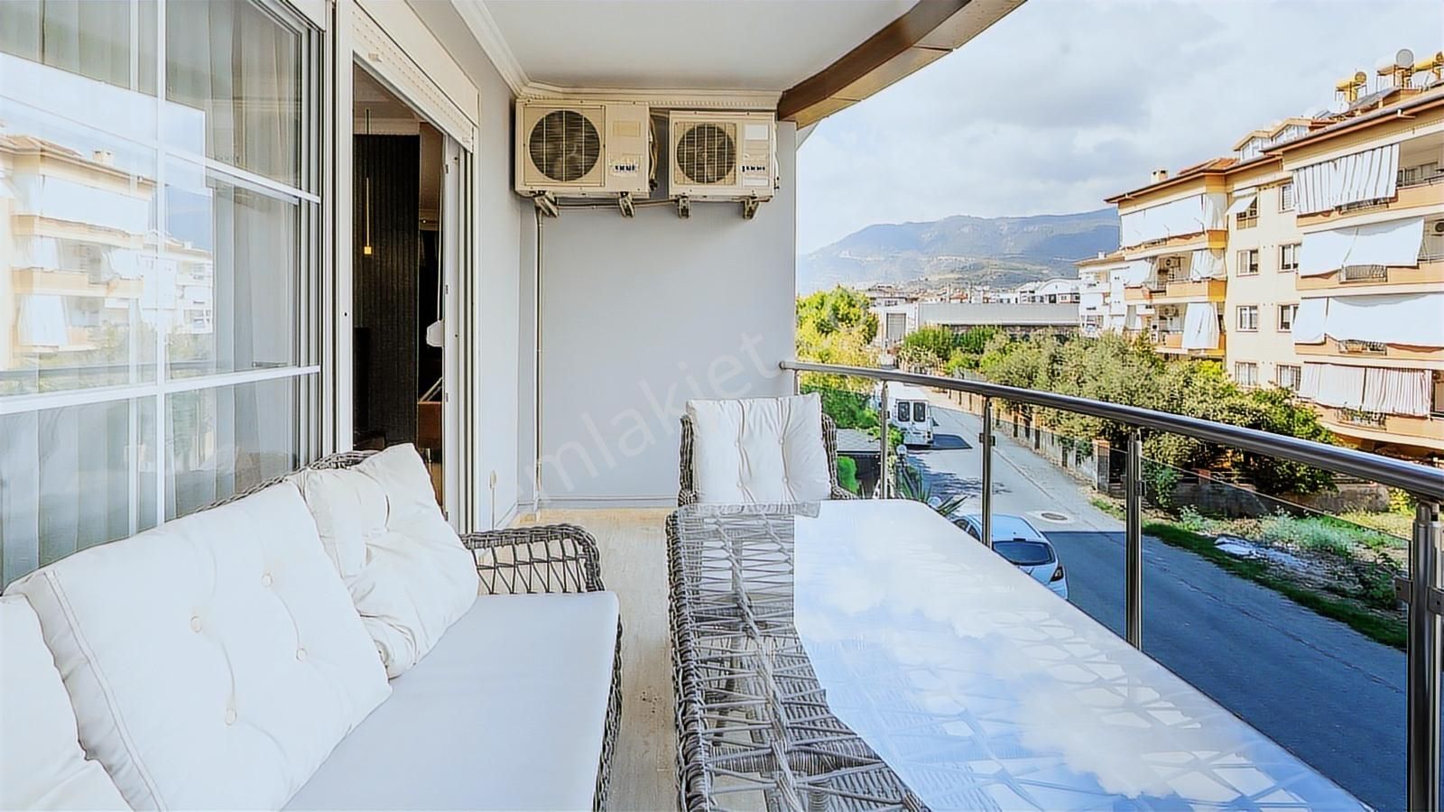 Obanın Kalbinde Sunshine Sitesinde Satılık Eşyalı 1+1 Daire - Görsel 13