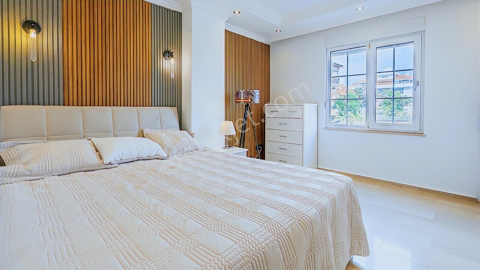 Obanın Kalbinde Sunshine Sitesinde Satılık Eşyalı 1+1 Daire - Görsel 11