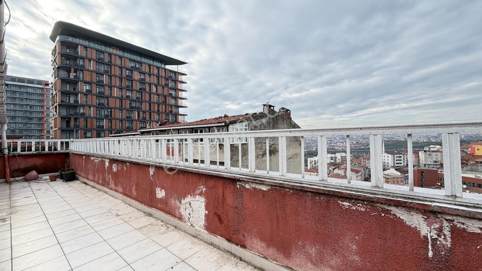 İlka'dan Talatpaşa Mh 4+1 Kiralık Daire Metrobüse 4 Dk - Görsel 28