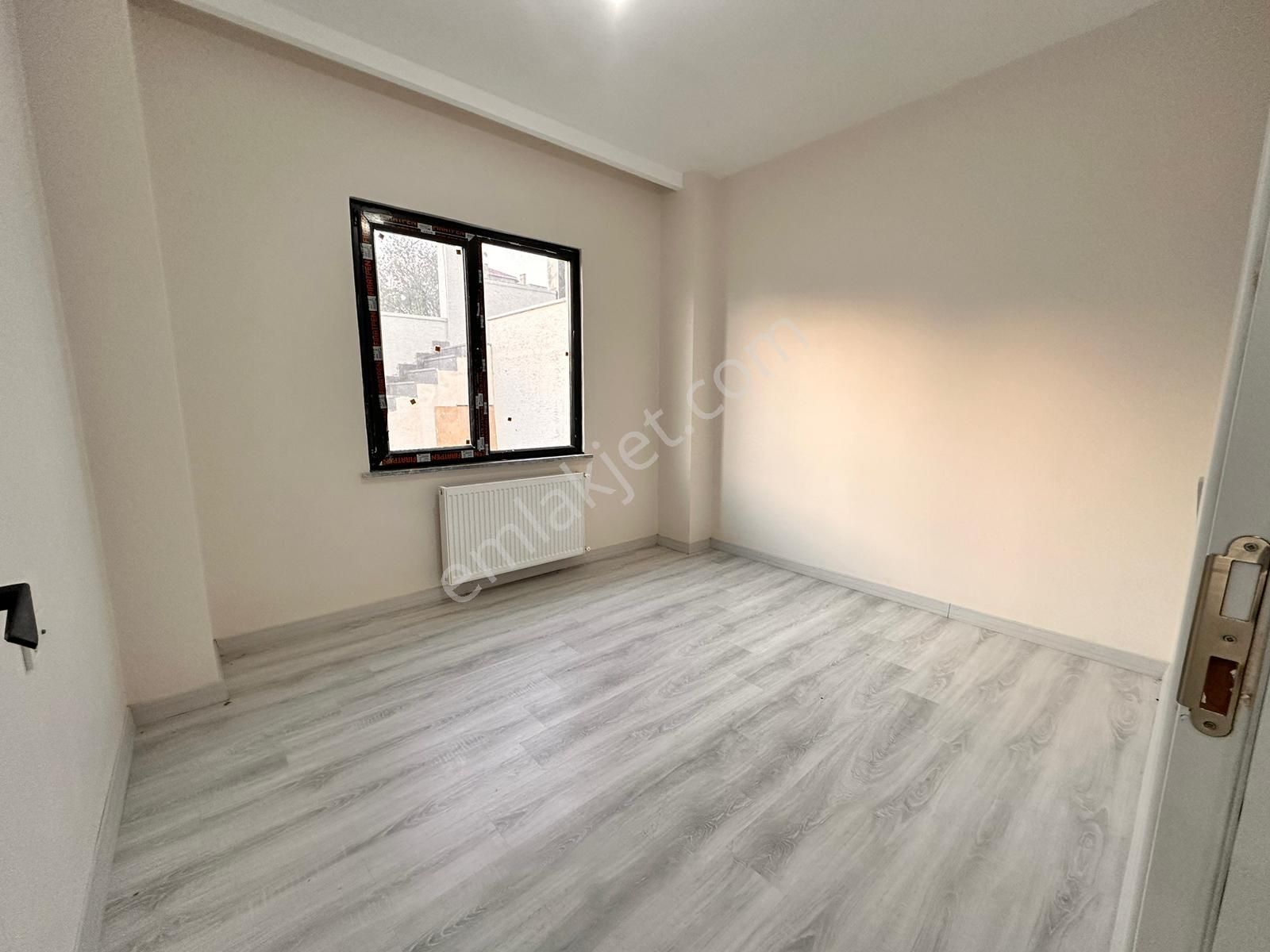 B.çekmece Celaliye'de Satılık Yeni 2+1 Giriş Kat Satılık Daire - Görsel 15