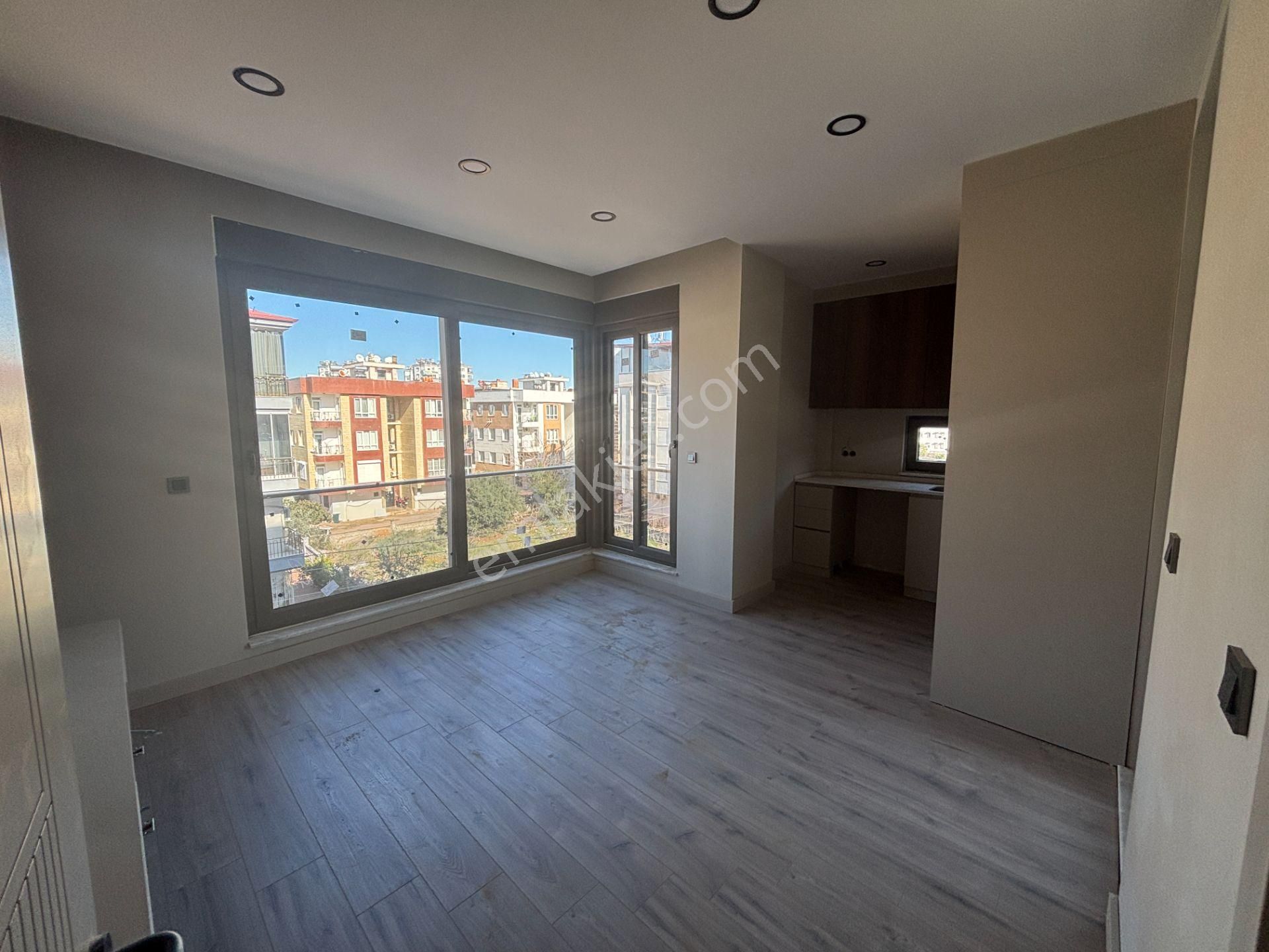 Y.havuzlu 1+1 Yatırıma Uygun Sıfır Lüks Daire - Görsel 4