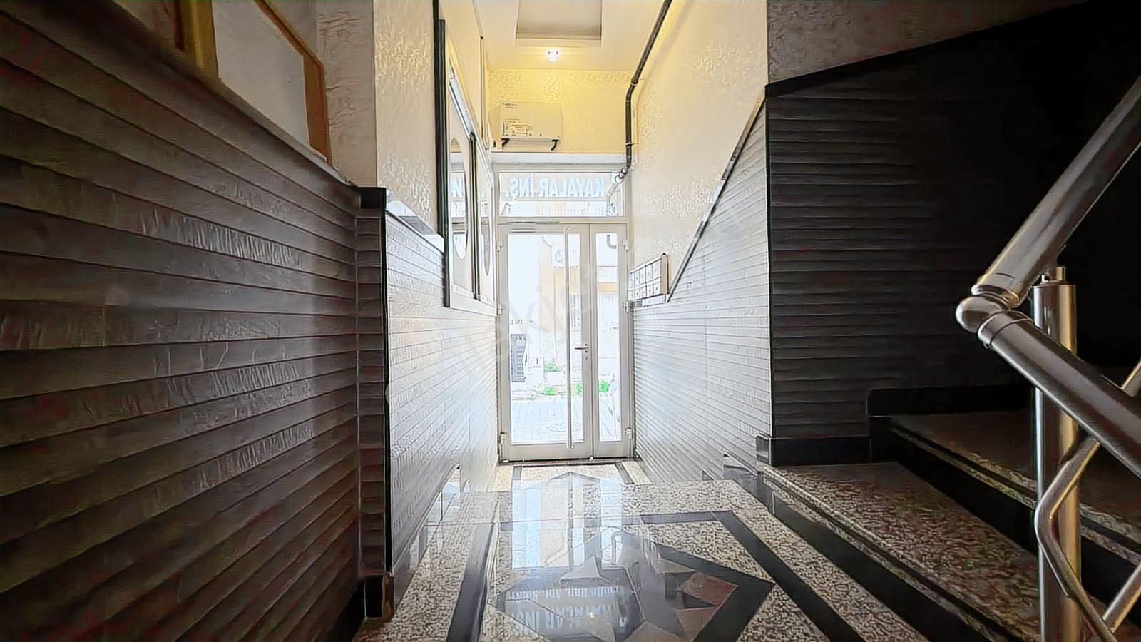 Karşıyakada Satılık Daire 2+1 Kapalı Mutfak Goncalarda - Görsel 23