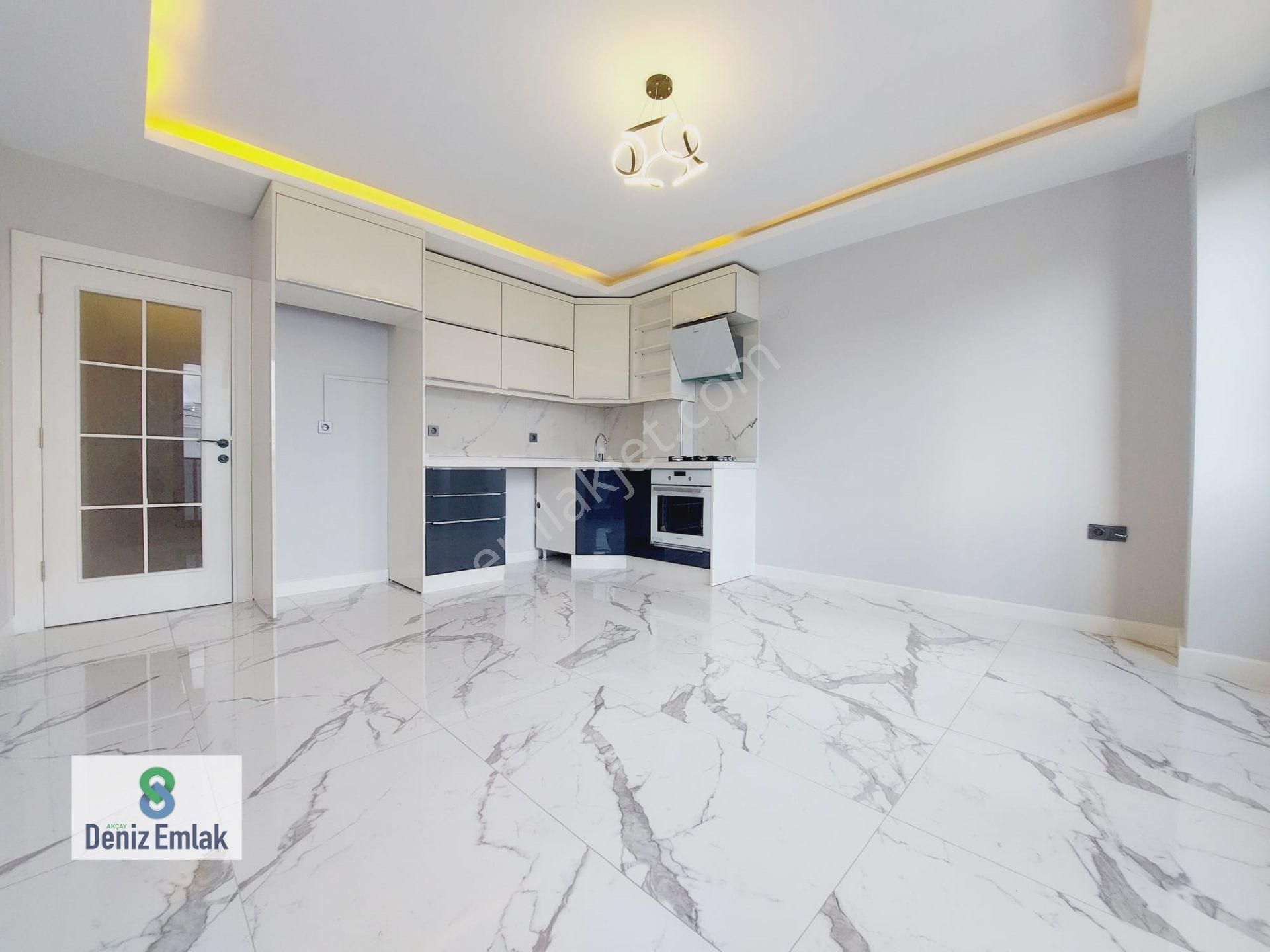 Denizden Akçayda Öncephe Arakat Yeni Yerden Isıtmalı Satılık 1+1 Daire. - Görsel 31