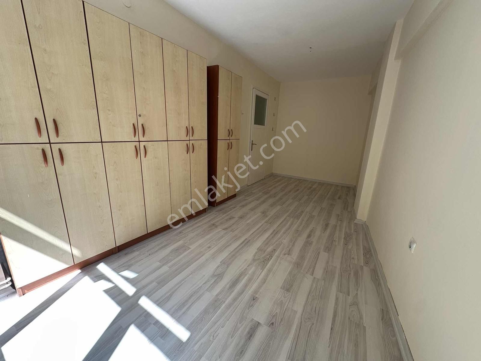 Heykel Nalbantoğlunda Ferah 2+1 Satılık Daire - Görsel 15