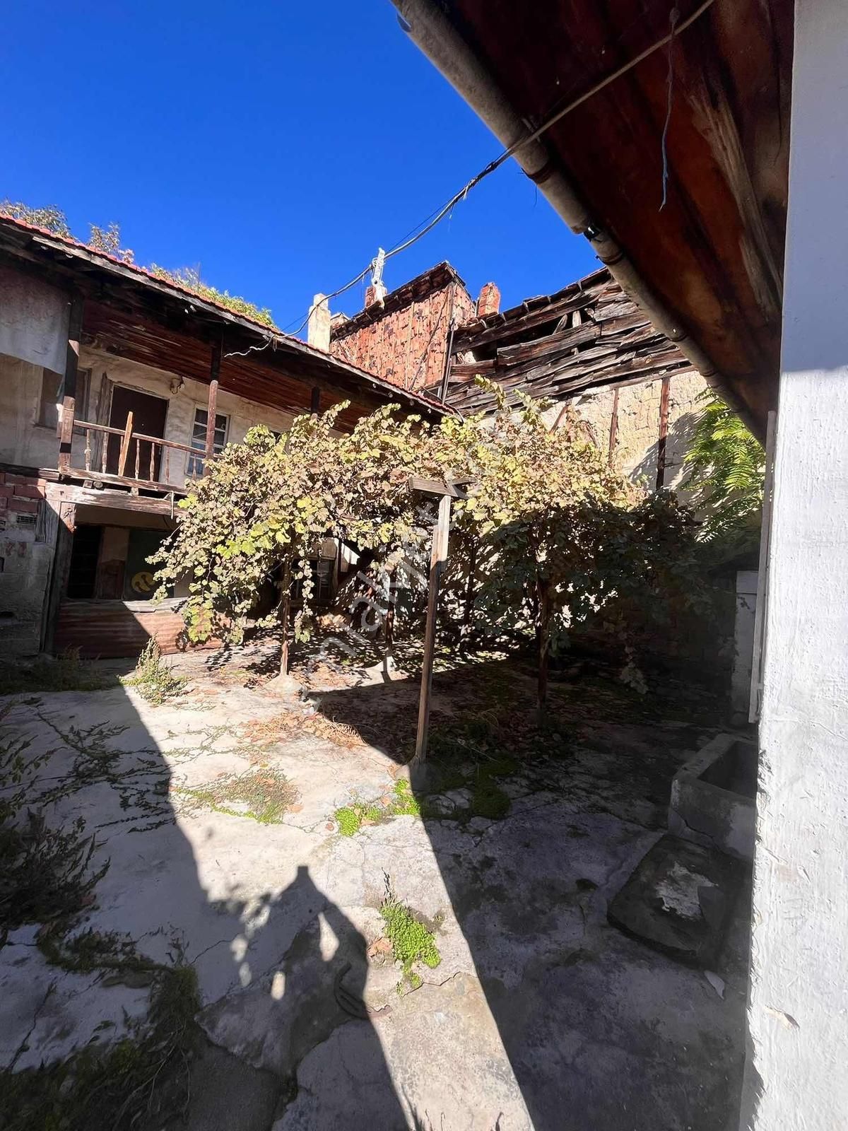 Ekin Group Kale Altı Toki Civarı Mezarlık Yanında Müstakil Ev - Görsel 5