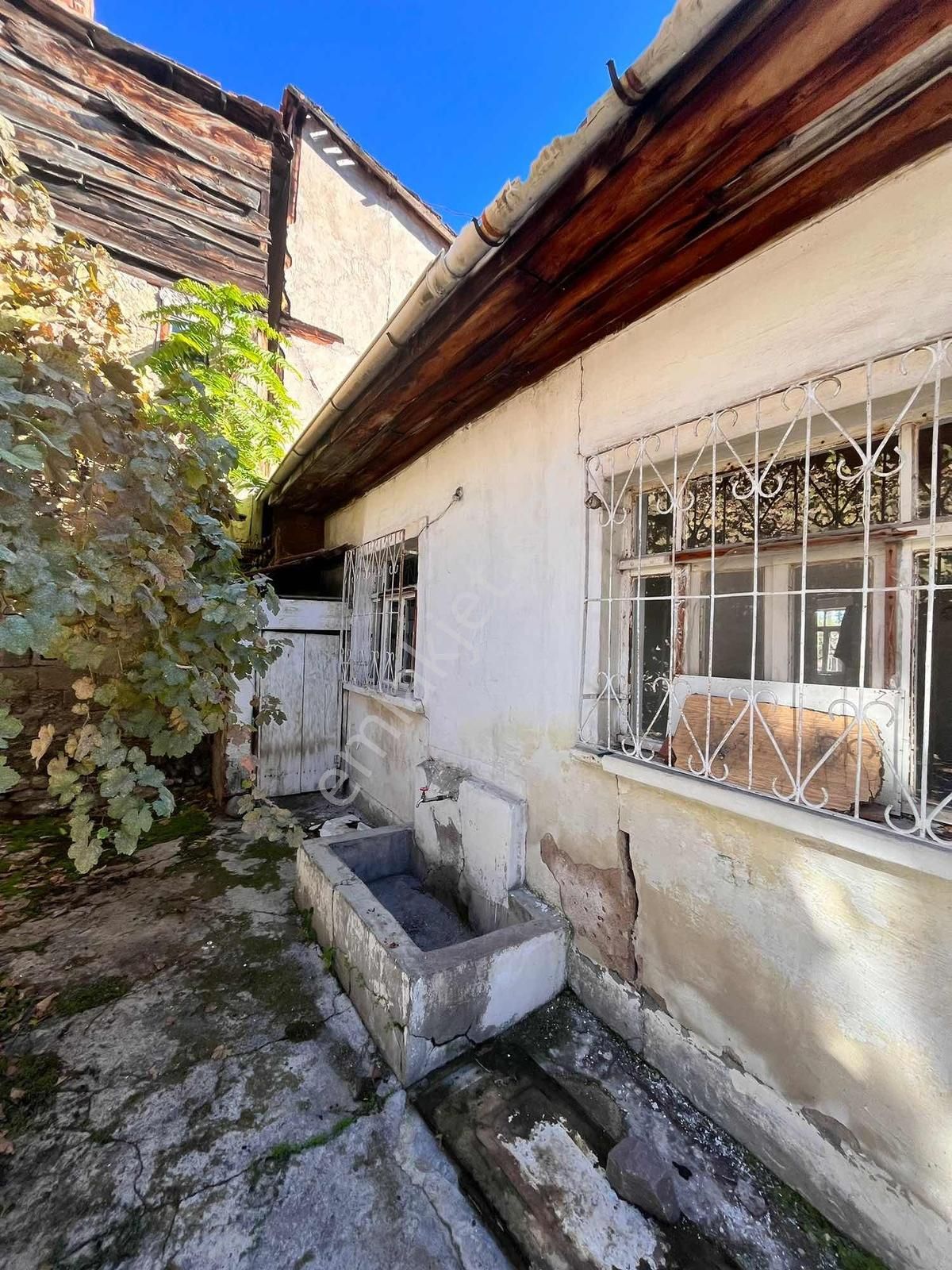 Ekin Group Kale Altı Toki Civarı Mezarlık Yanında Müstakil Ev - Görsel 10