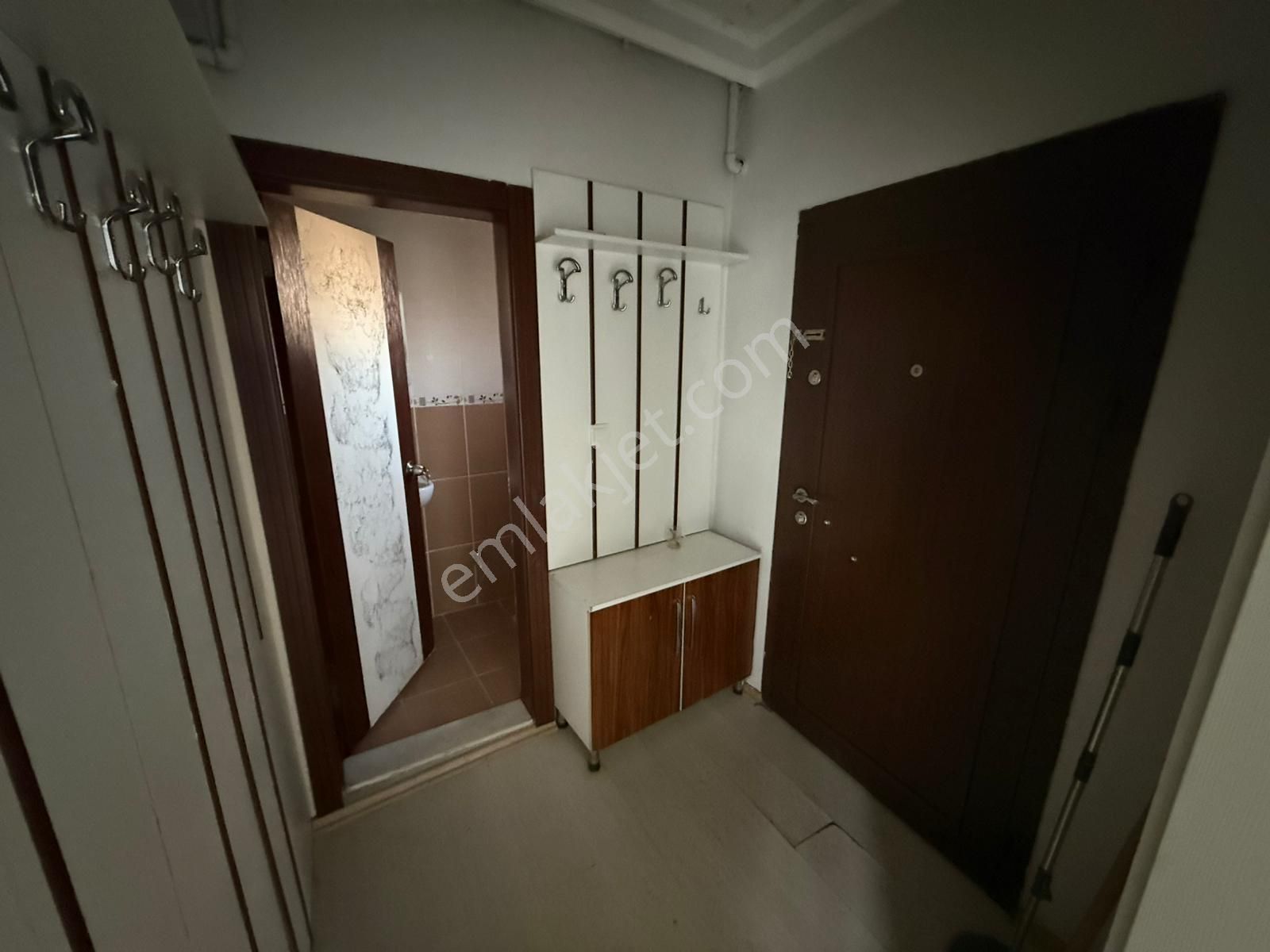 Rıza Acar'dan Köşe Geniş Bahçeli 3 Katlı Müstakil Satılık - Görsel 7