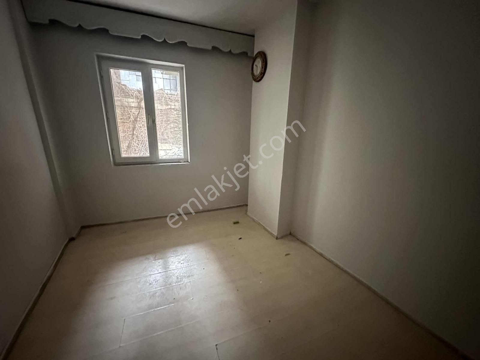 Metroya Yakın İçi Yenilenmiş Yüksek Giriş 2+1 Satılık Daire - Görsel 8