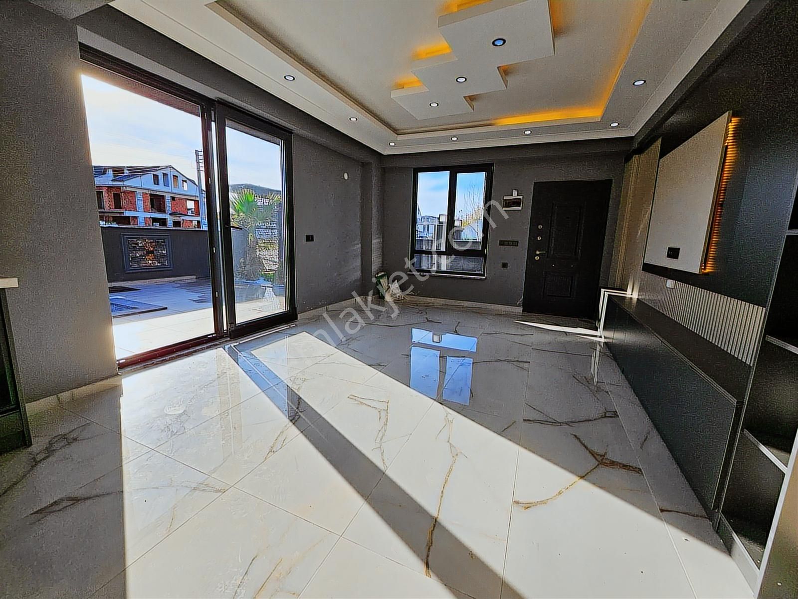 Deniz'den 4+1 Havuzlu,yerden Isıtmalı Lüks Villa-tanıtım Videolu - Görsel 5