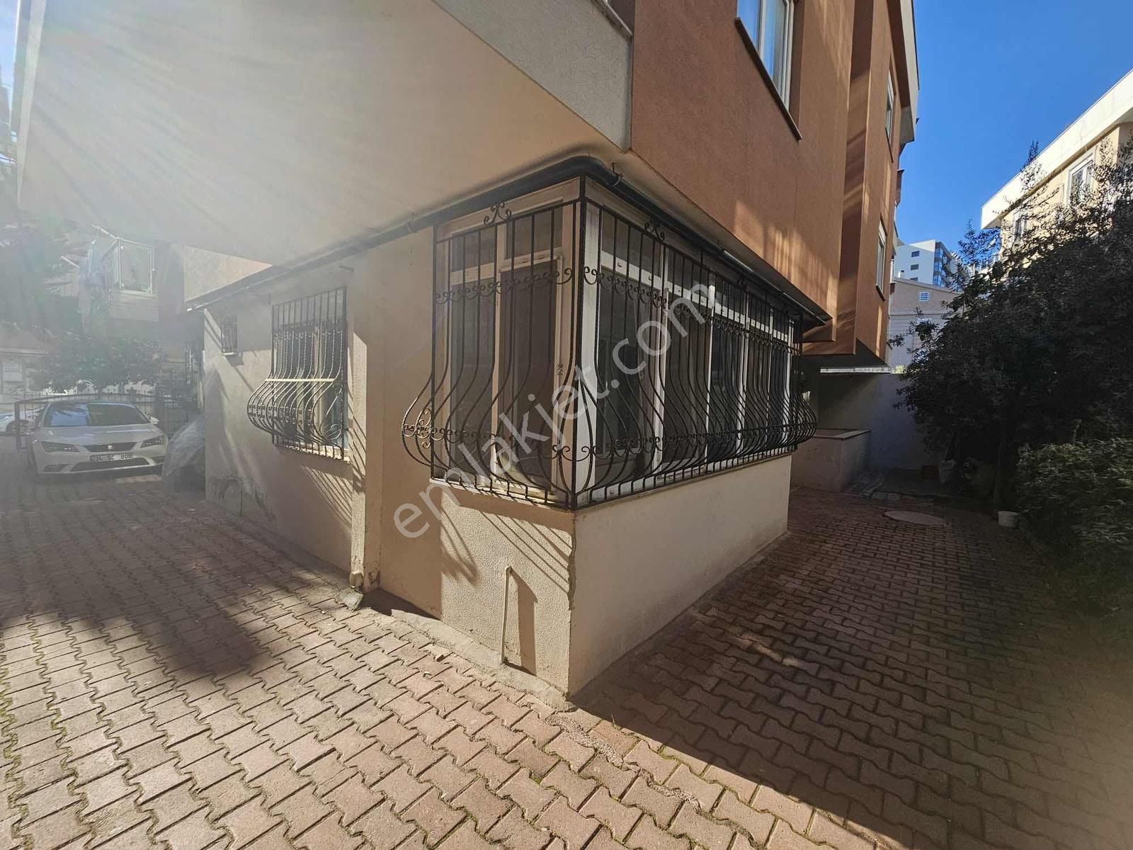 A K Mutlu Emlak'tan Kültürde 75.yıla Kafelere Üniversiteye Yakın - Görsel 23