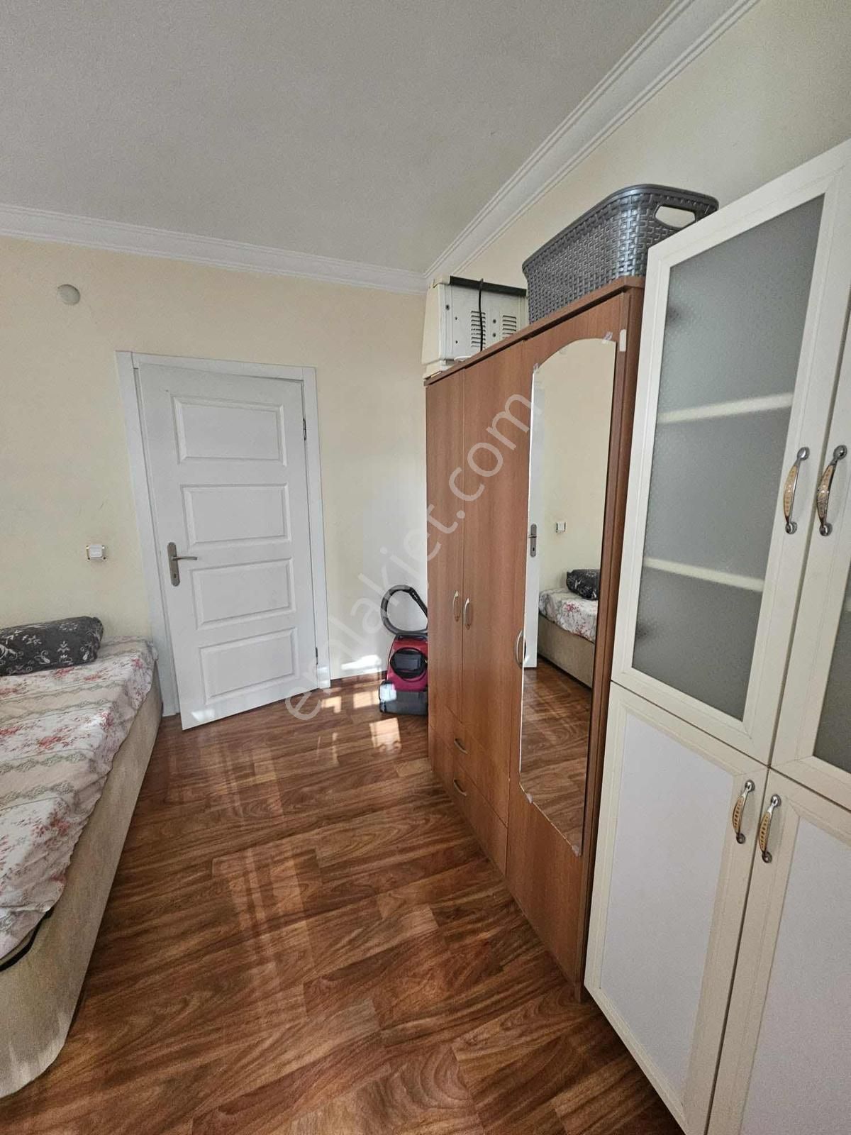 A K Mutlu Emlak'tan Kültürde 75.yıla Kafelere Üniversiteye Yakın - Görsel 10