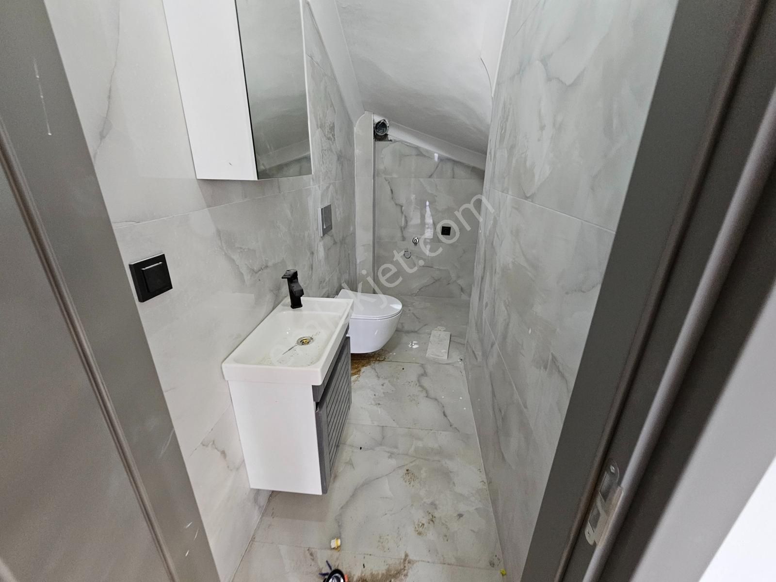 Deniz'e 2.parsel 4+1 Müstakil Havuzlu,ebeveyn Banyolu Lüks Villa - Görsel 12