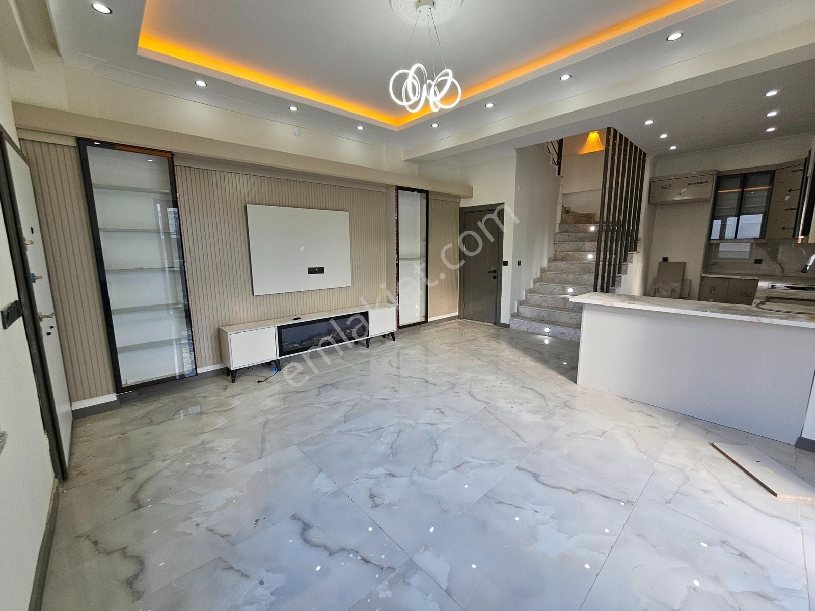 Deniz'e 2.parsel 4+1 Müstakil Havuzlu,ebeveyn Banyolu Lüks Villa - Görsel 17