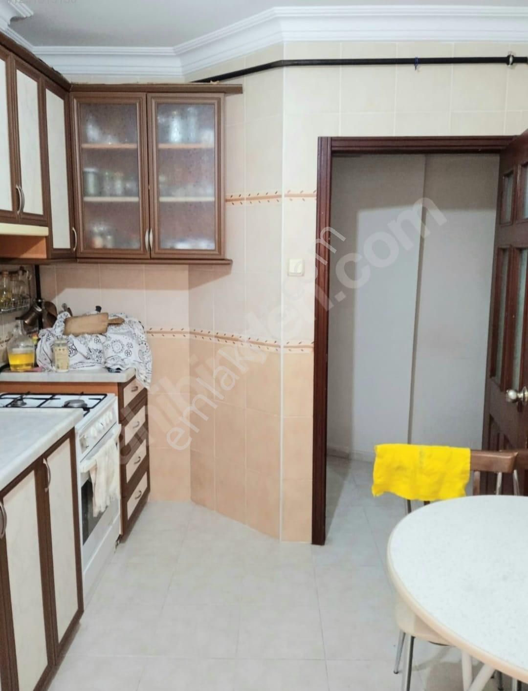 Benliler Emlaktan Çiçekli Mah 3+1 Orta Katta Yapılı Satılık Daire