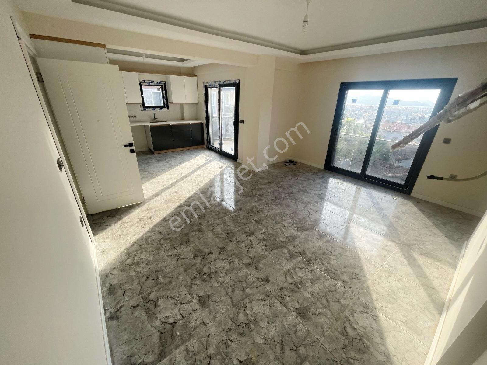 Patlangıç'ta 3+1 Geniş Satılık Daire - Görsel 3