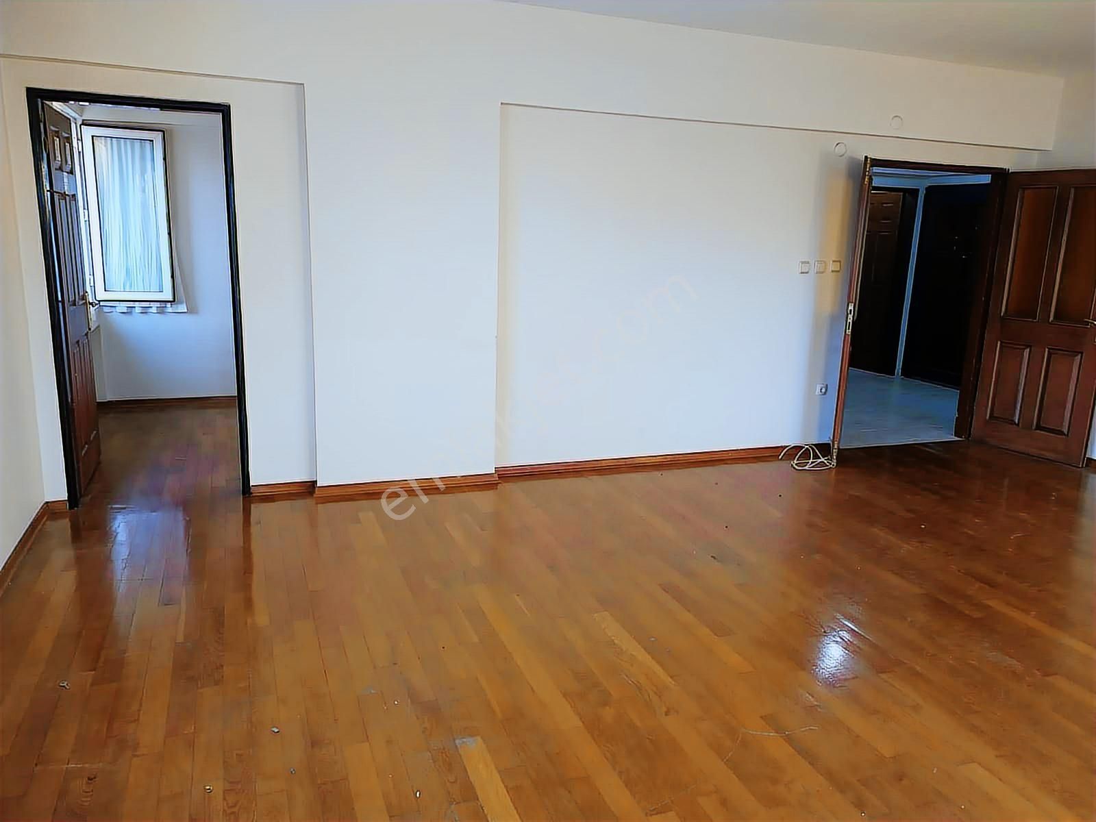 İstasyon Mah.koza 1 Evlerinde 240 M2 Kiralık 4+2 Dubleks - Görsel 4