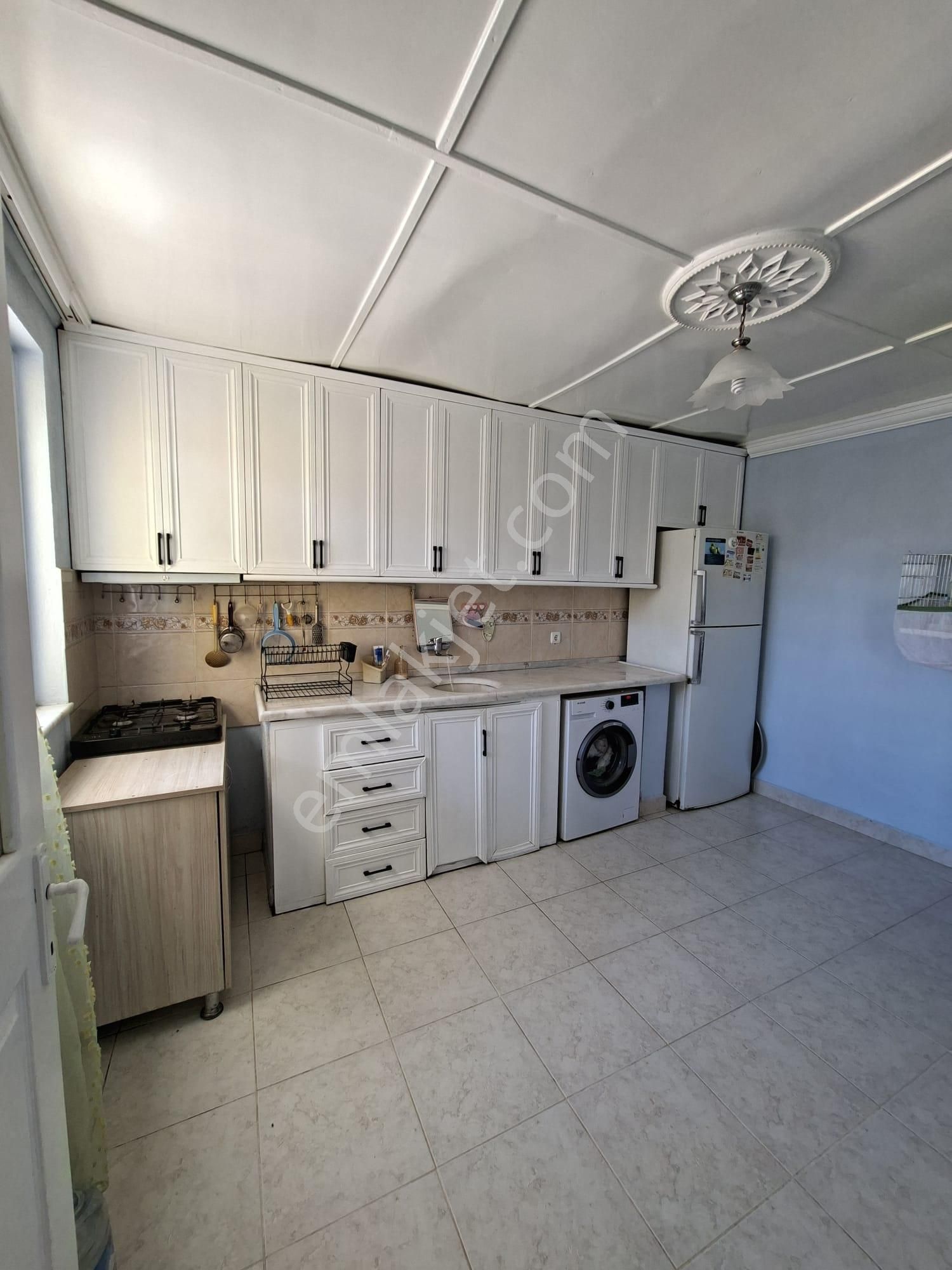 Aydın Nazilli Yöntem Emlaktan Yenipazar Hükümet Mahallesinde Satılık 4+1 Müstakil Ev - Görsel 8