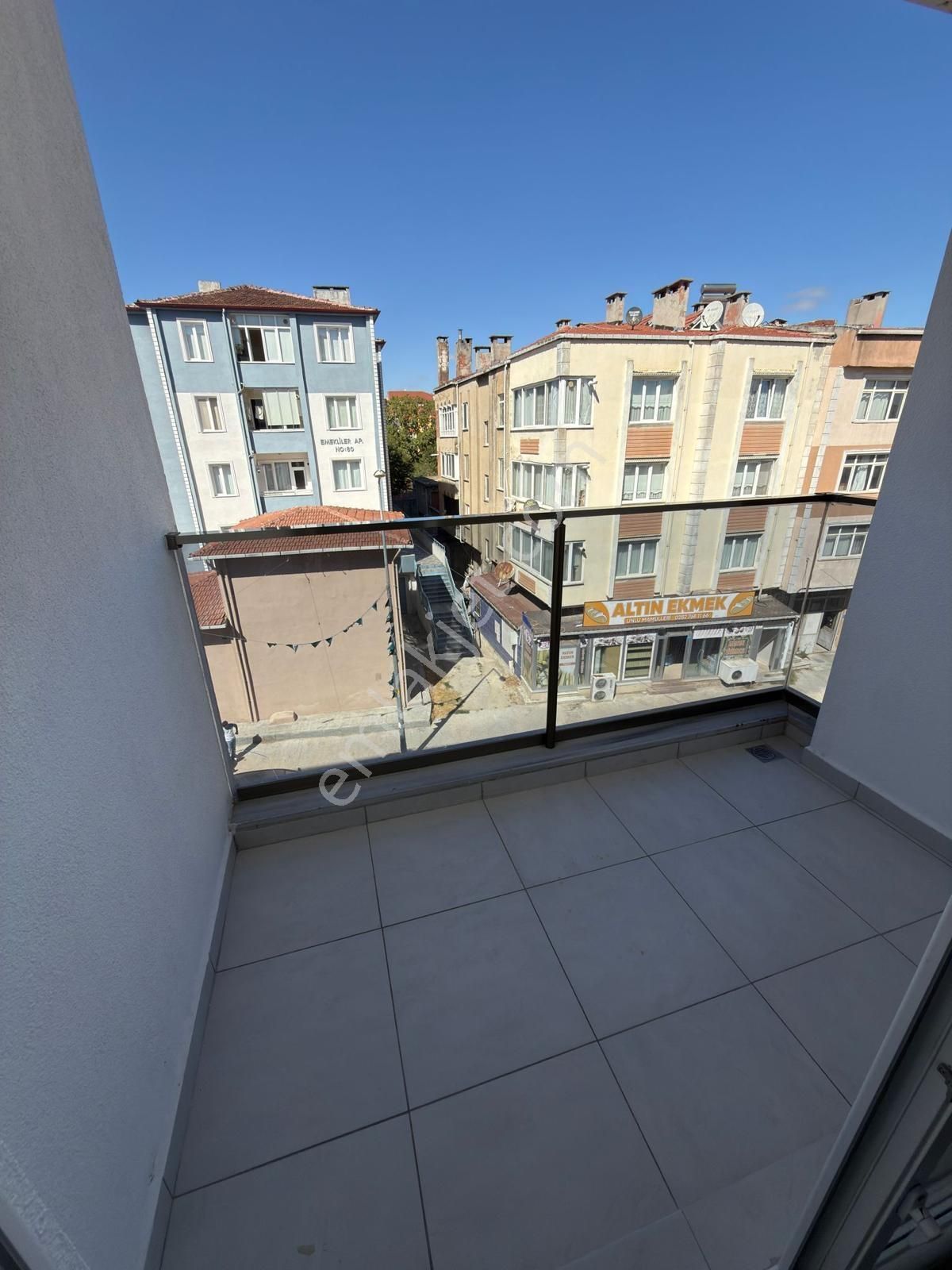 Saray Çarşı Kiralık 3+1 Lüx Daire - Görsel 12