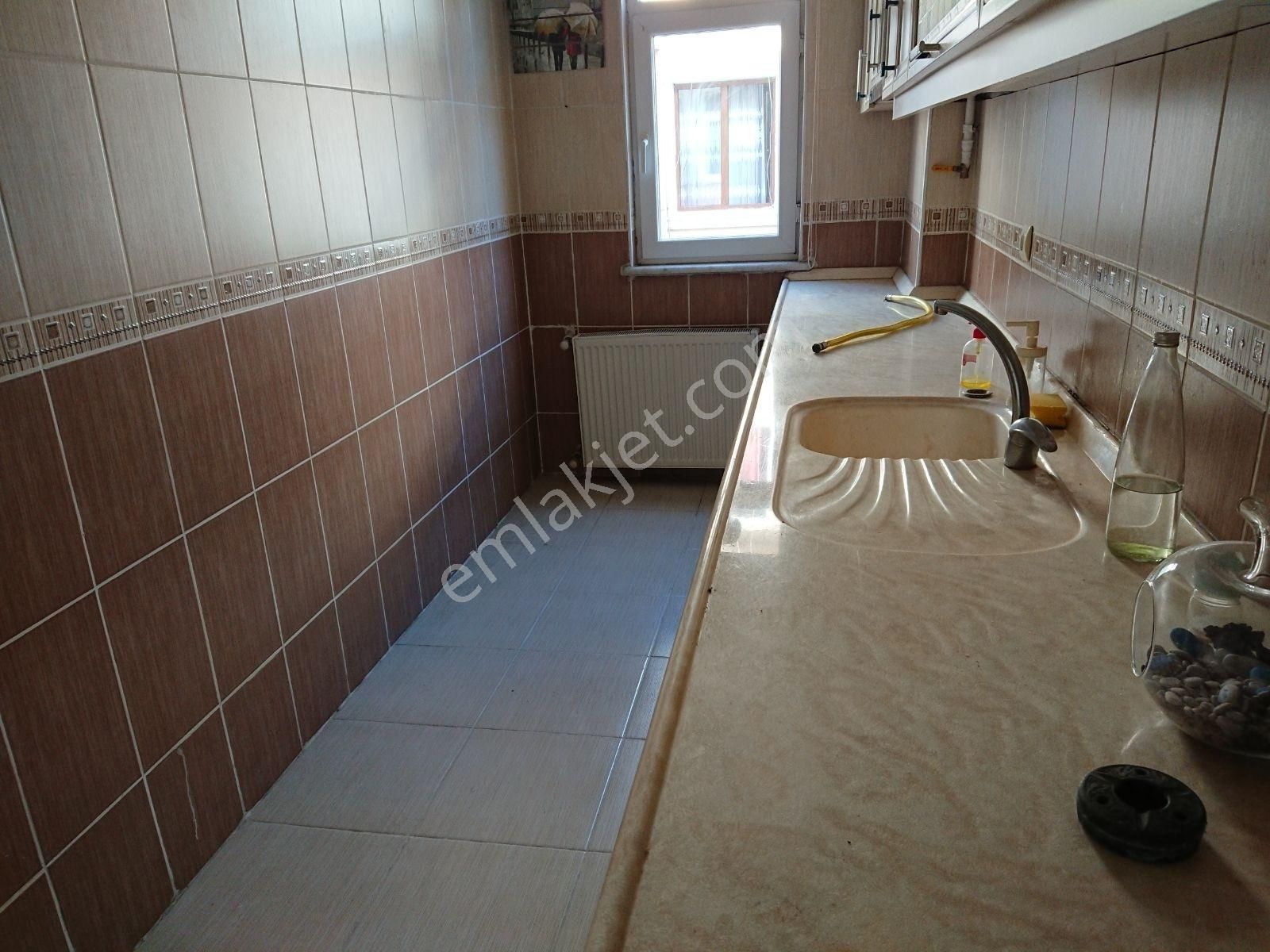 Kocamustafapaşa Yeni Bina Merkezi Konum Çiftcephe 1.kat 2+1 70mk - Görsel 4