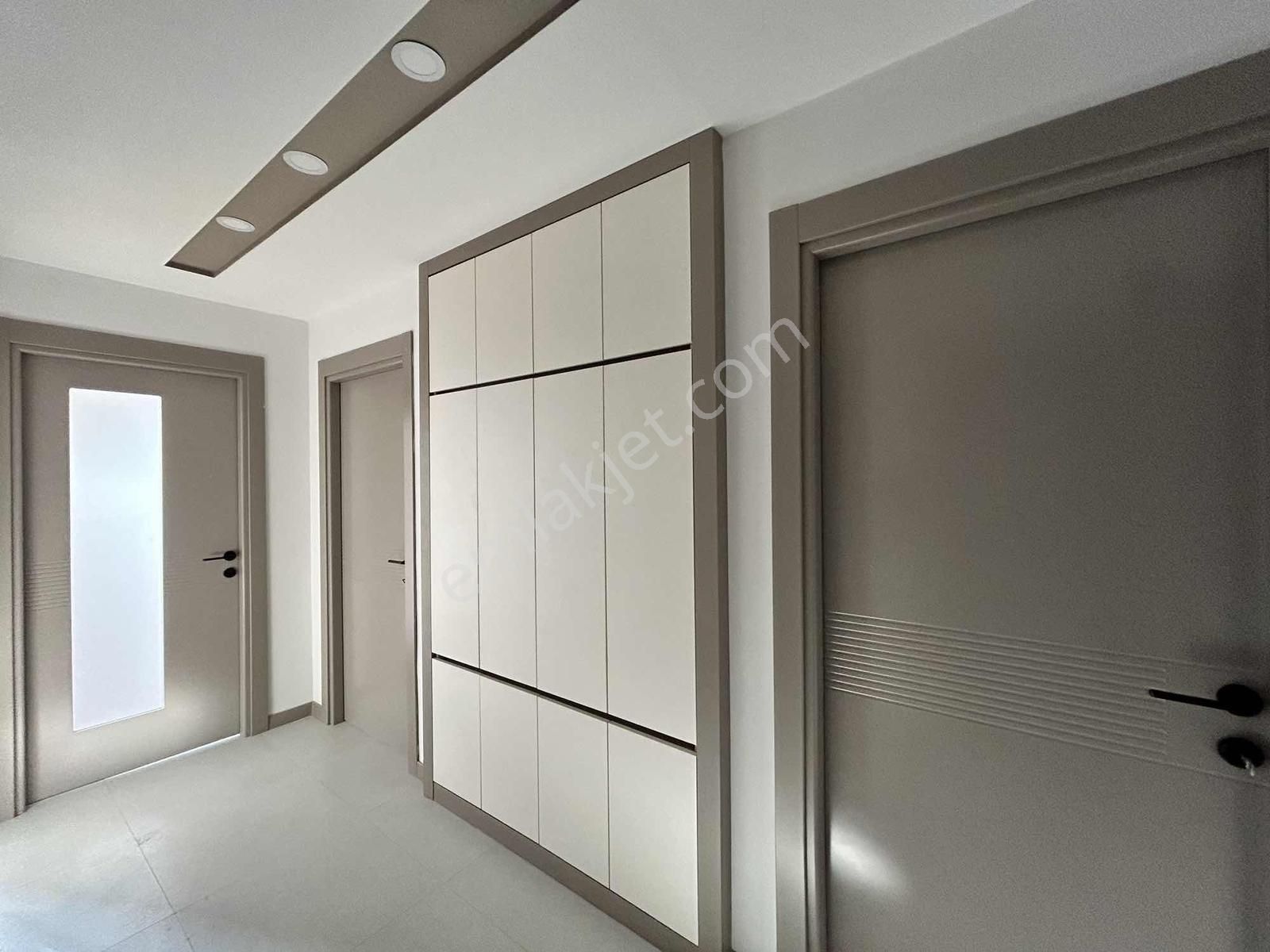 Erenköy'de Satılık 2+1 Lüks Daire Çok Şık Çok Güzel Kalite - Görsel 19