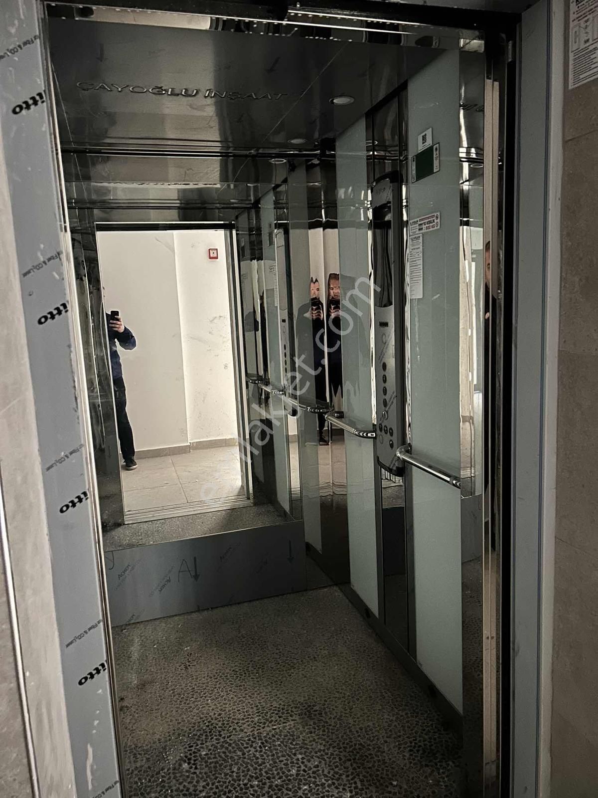 Erenköy'de Satılık 2+1 Lüks Daire Çok Şık Çok Güzel Kalite - Görsel 23