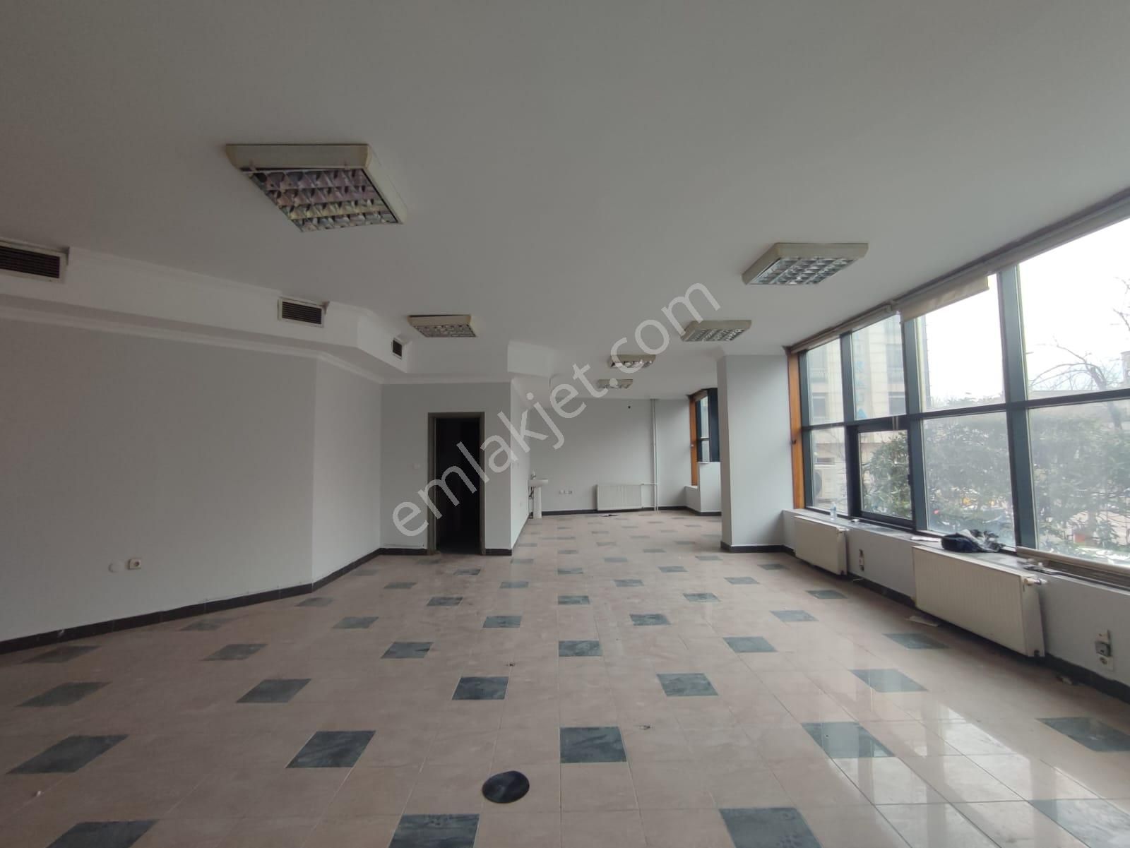 Osmangazi Kent Meydanı Cadde Üzeri Kiralık Dubleks Dükkan Mağaza