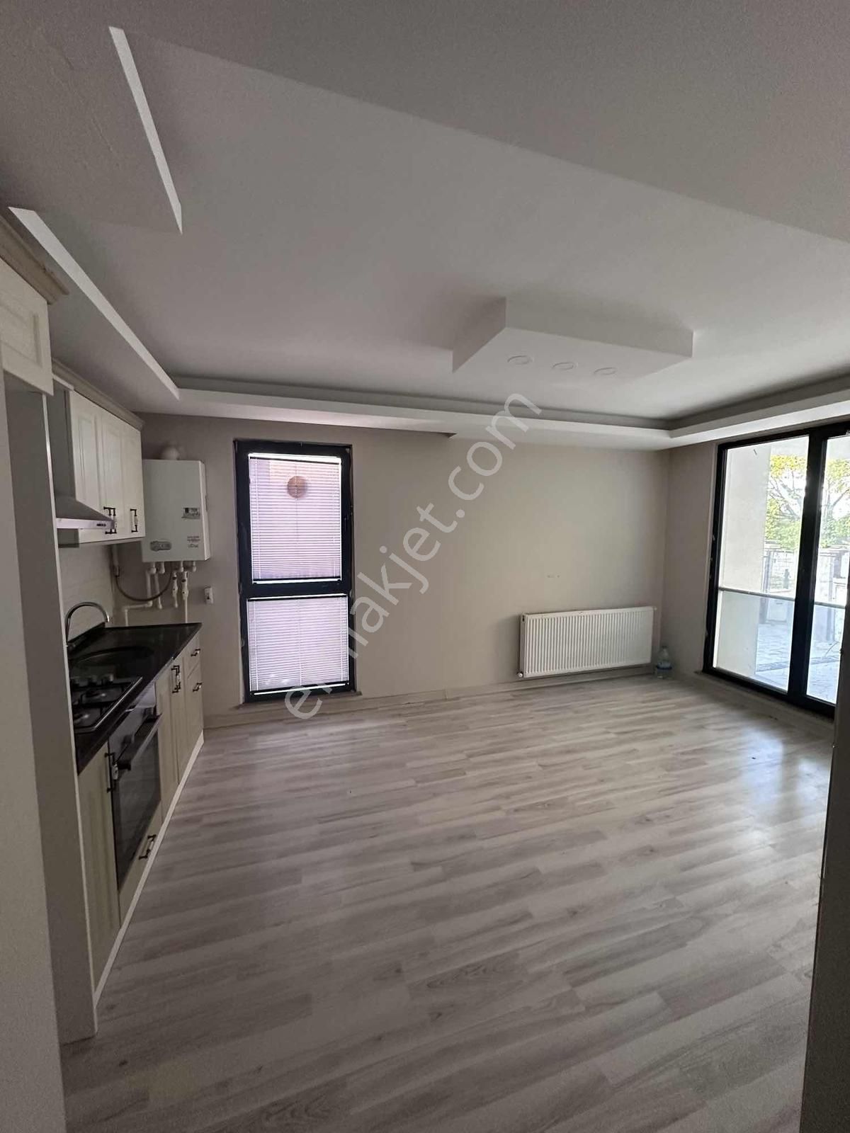 Emlaklar Bölgesinde Satılık 1+1 - Görsel 8