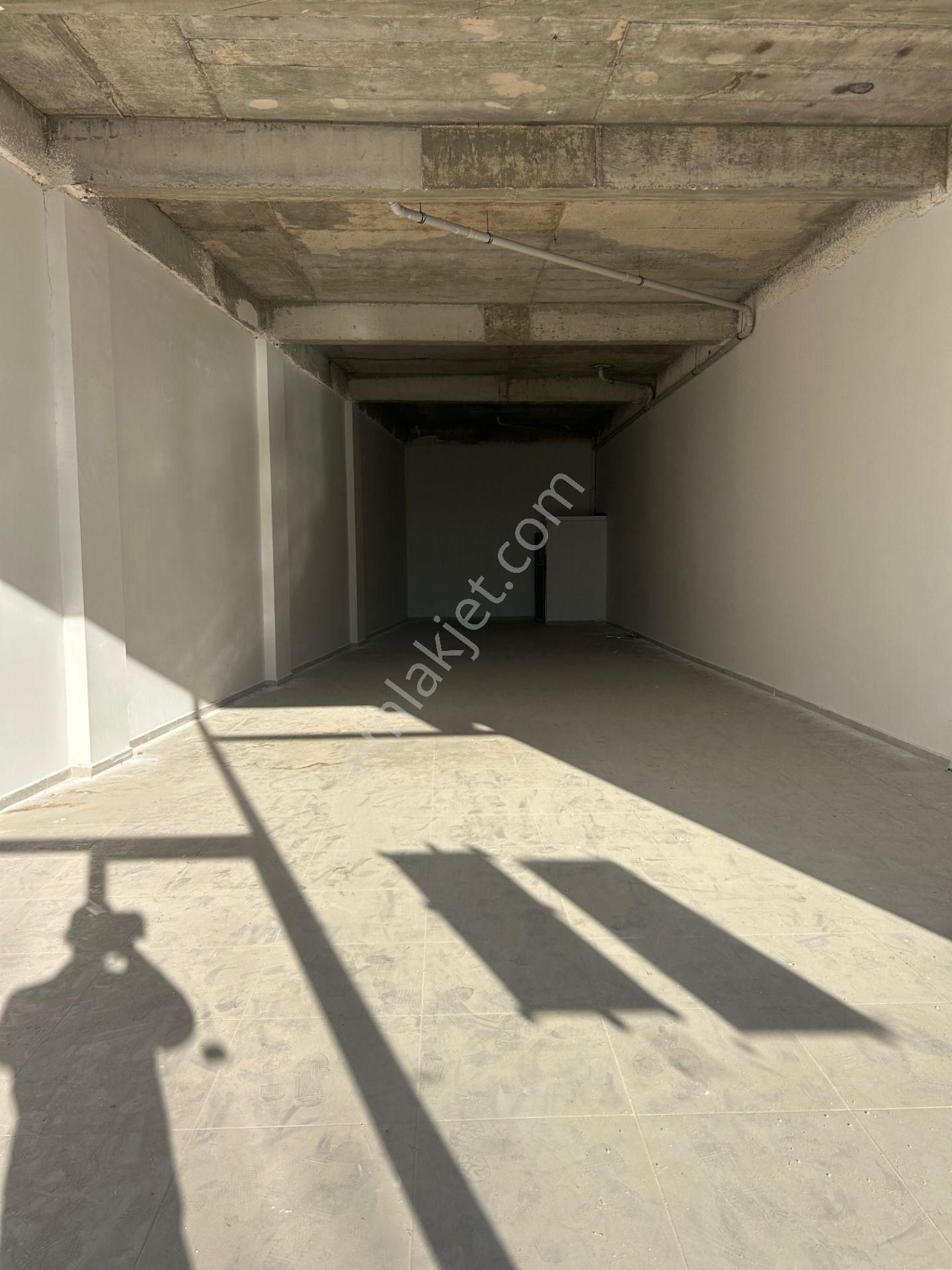 Millioğlu İnşaat'tan Karacaahmet'te Satılık Ticari Dükkan