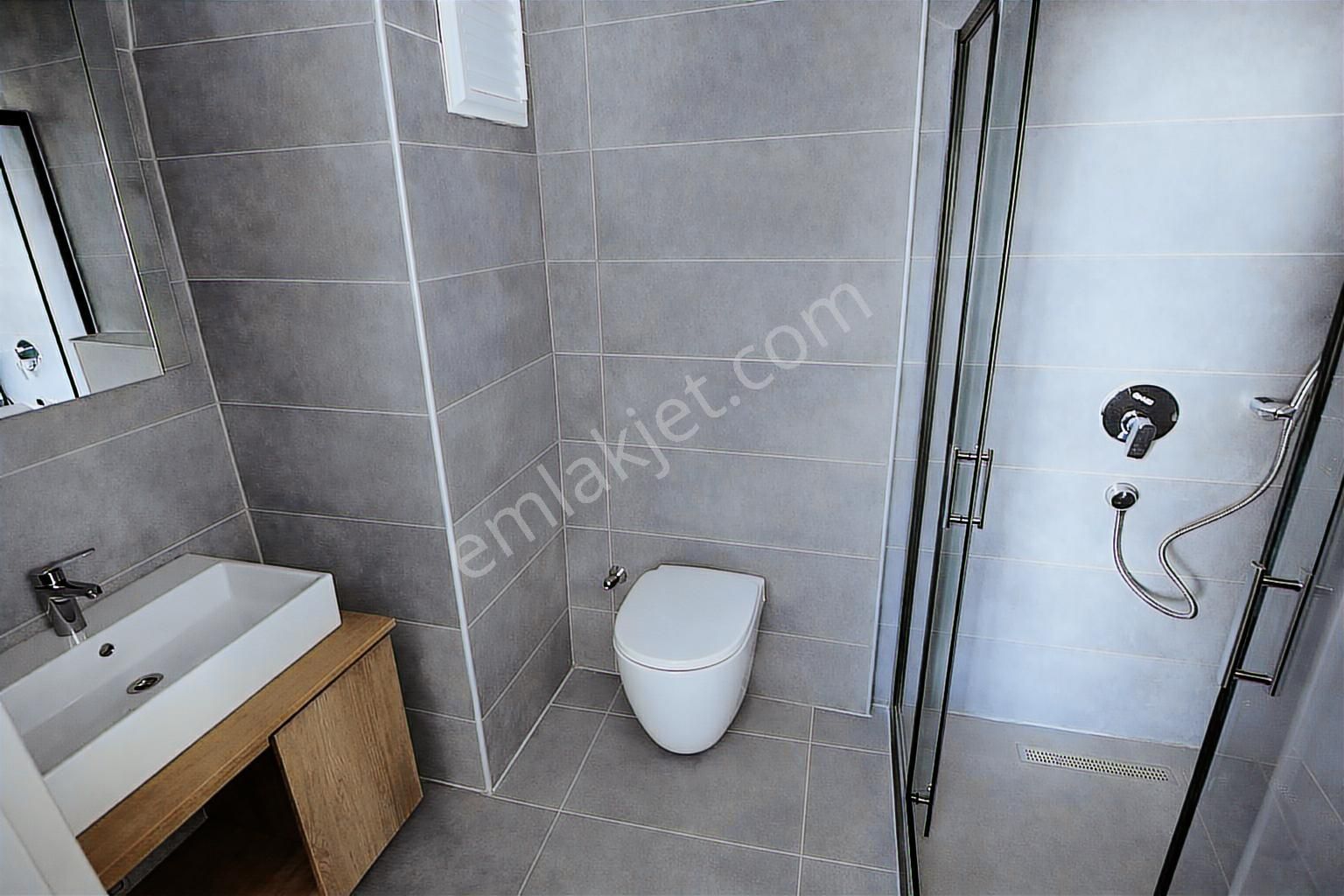 Altıntaş'ta Konsept Sitede Havuz Cephe 2+1 Ayrı Mutfaklı Satılık - Görsel 5