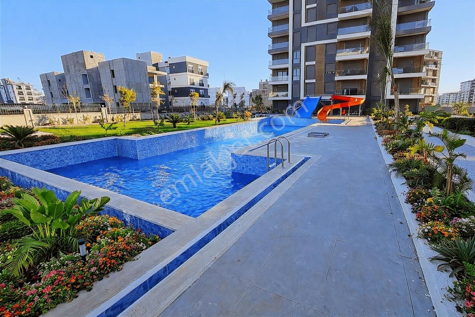 Altıntaş'ta Konsept Sitede Havuz Cephe 2+1 Ayrı Mutfaklı Satılık - Görsel 20