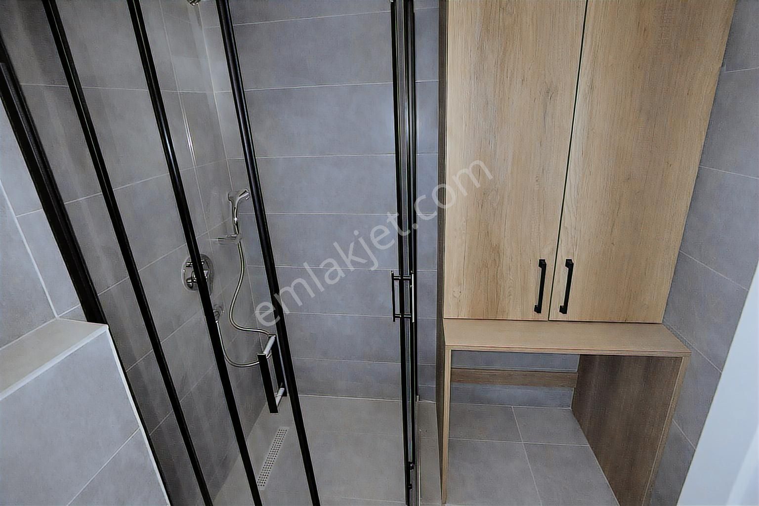 Altıntaş'ta Konsept Sitede Havuz Cephe 2+1 Ayrı Mutfaklı Satılık - Görsel 14