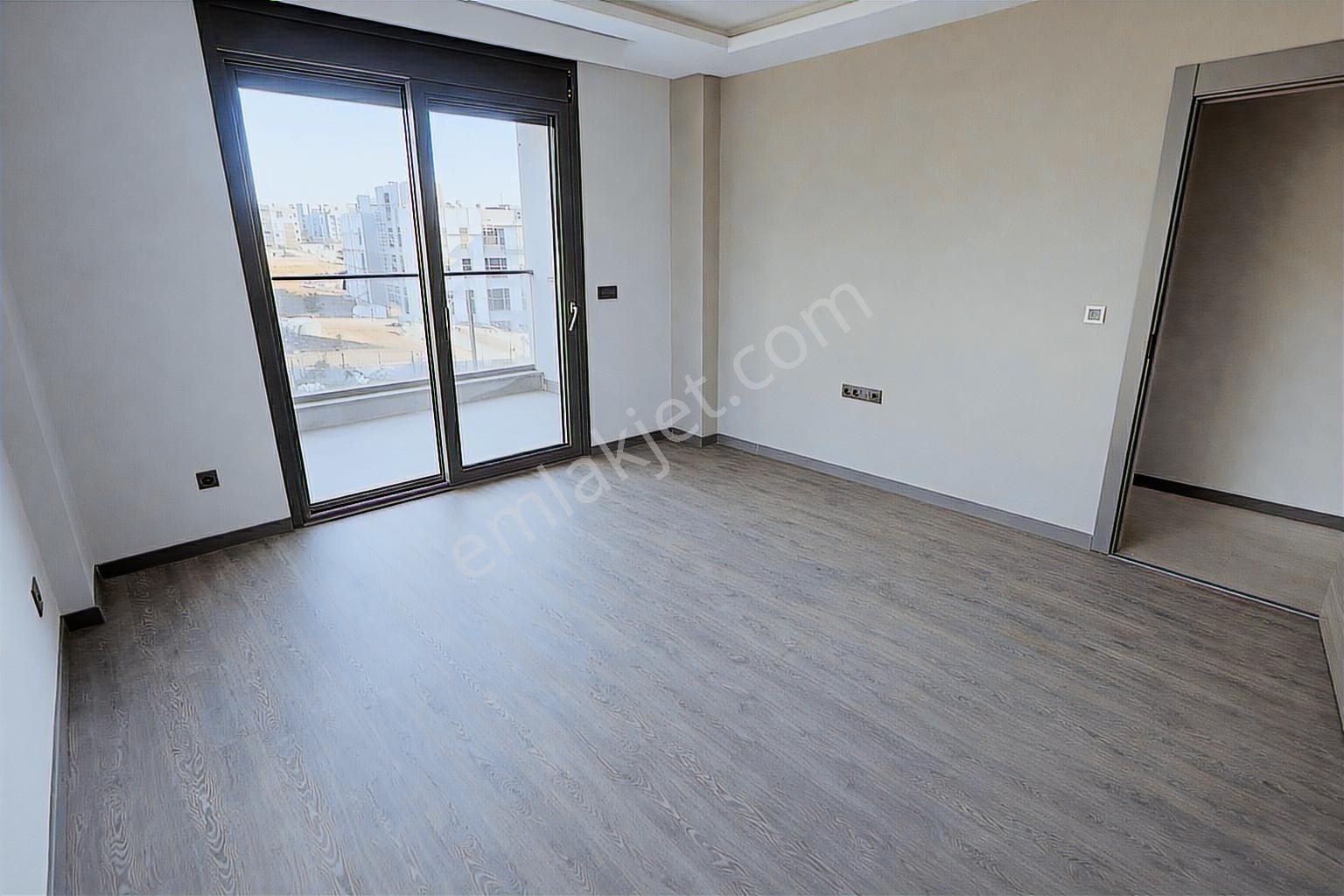 Altıntaş'ta Konsept Sitede Havuz Cephe 2+1 Ayrı Mutfaklı Satılık - Görsel 16