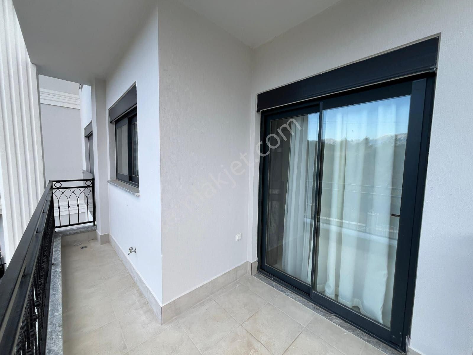 Alanya Tosmur’da Lüks Sitede Full Eşyalı Satılık Daire - Görsel 2