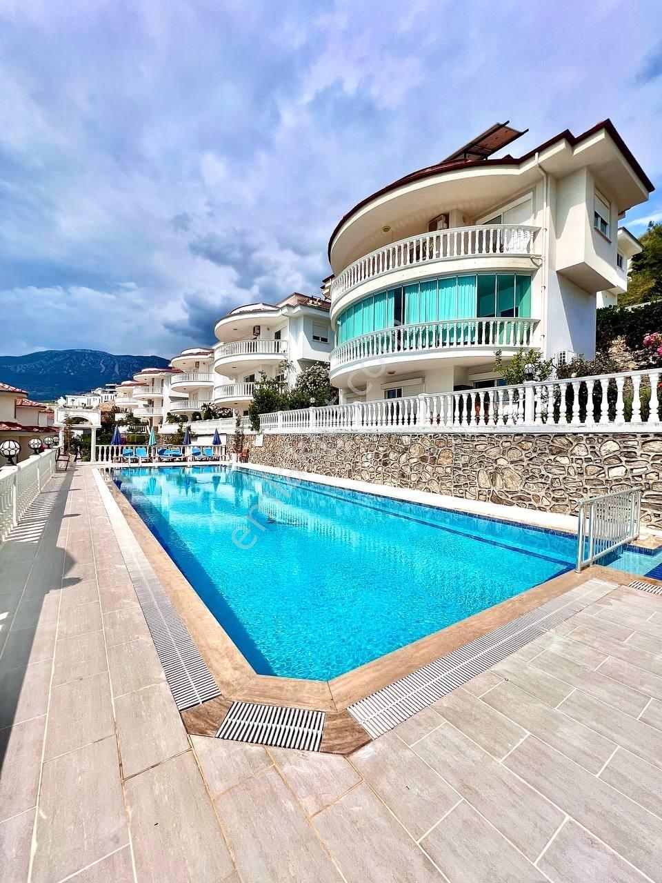 Alanya Kargıcakta Eşyalı, Kale Ve Deniz Manzaralı Lüks 3+1 Villa - Görsel 29