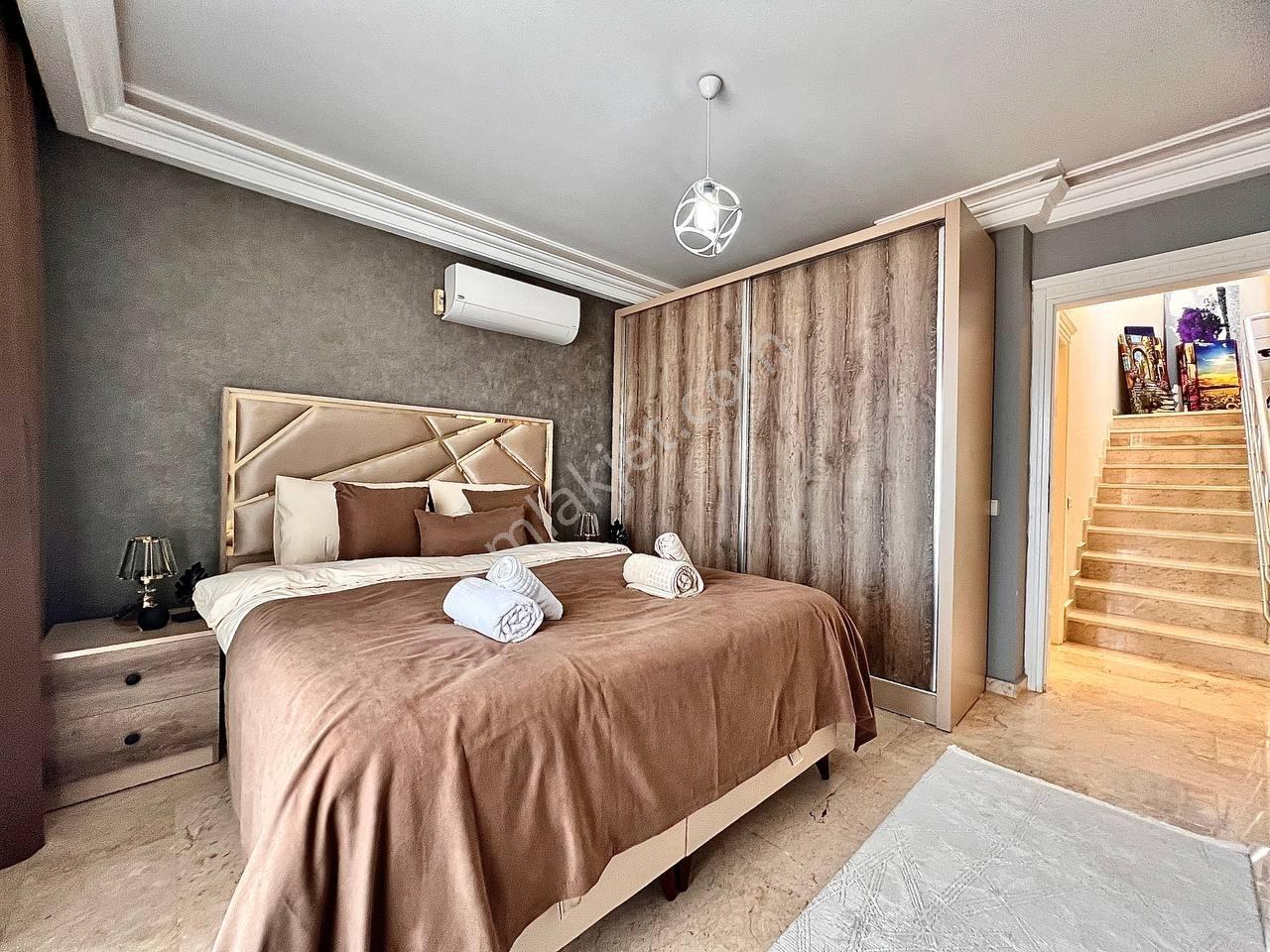 Alanya Kargıcakta Eşyalı, Kale Ve Deniz Manzaralı Lüks 3+1 Villa - Görsel 24