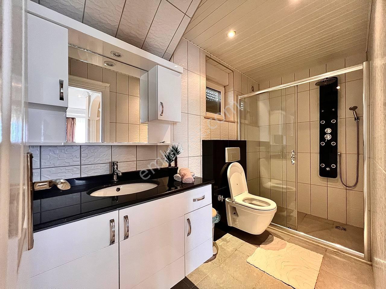 Alanya Kargıcakta Eşyalı, Kale Ve Deniz Manzaralı Lüks 3+1 Villa - Görsel 26