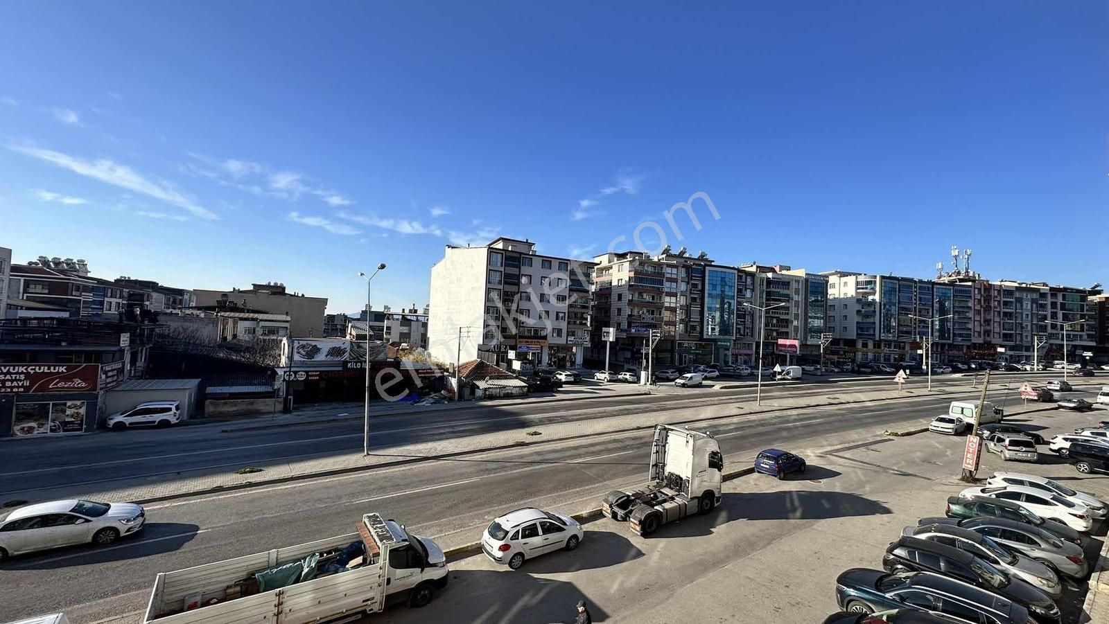 Turyap'tan Caddede Tabela Değeri Yüksek Teraslı Satılık Daire - Görsel 4