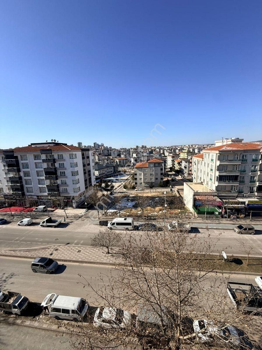 Su Yolu Cadde Üzerinde Geniş Oturumlu 3+1 Satlık - Görsel 7