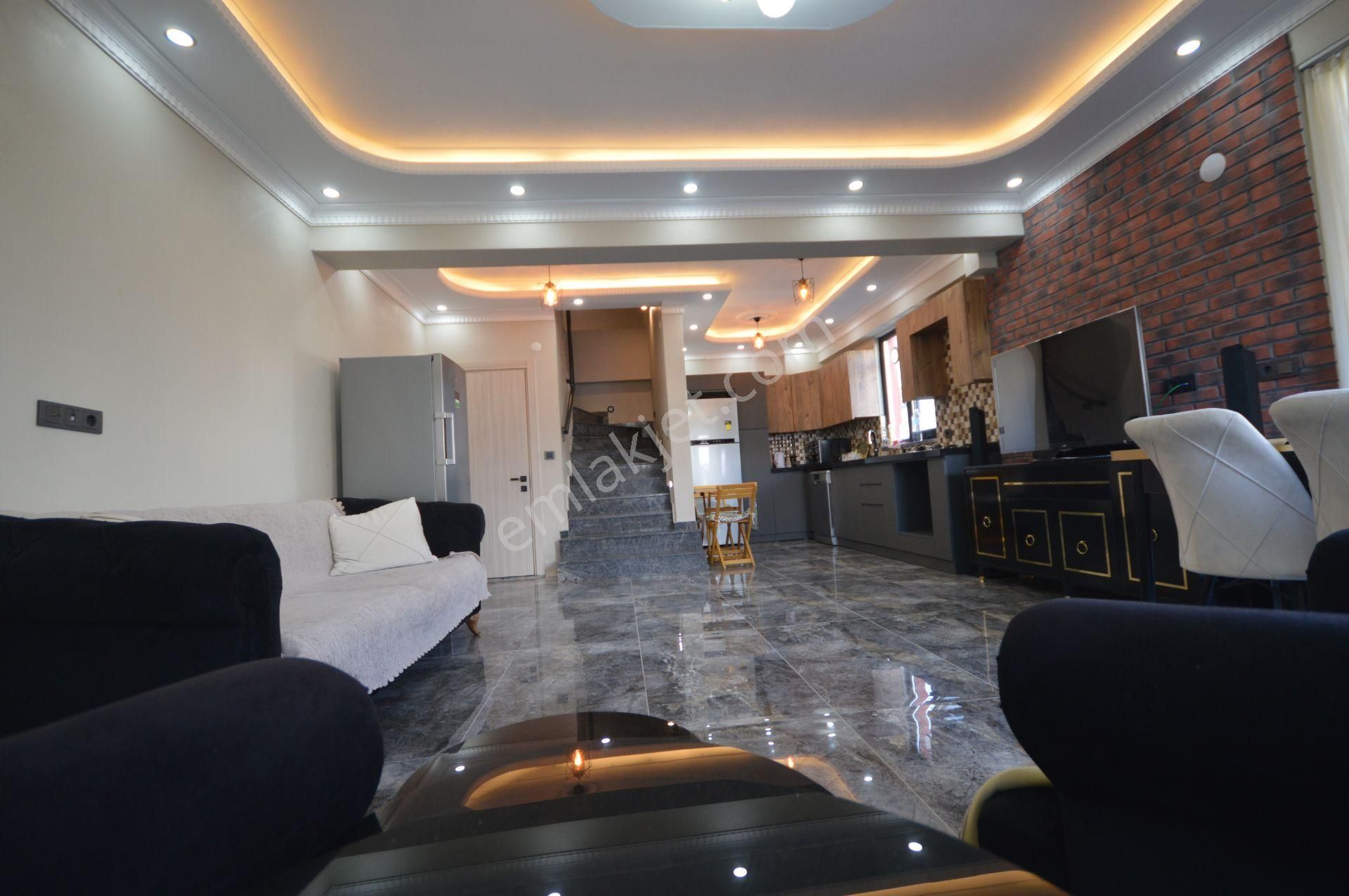 Kocaali De Havuzlu Köşe Parsel 4+1 Villa - Görsel 21