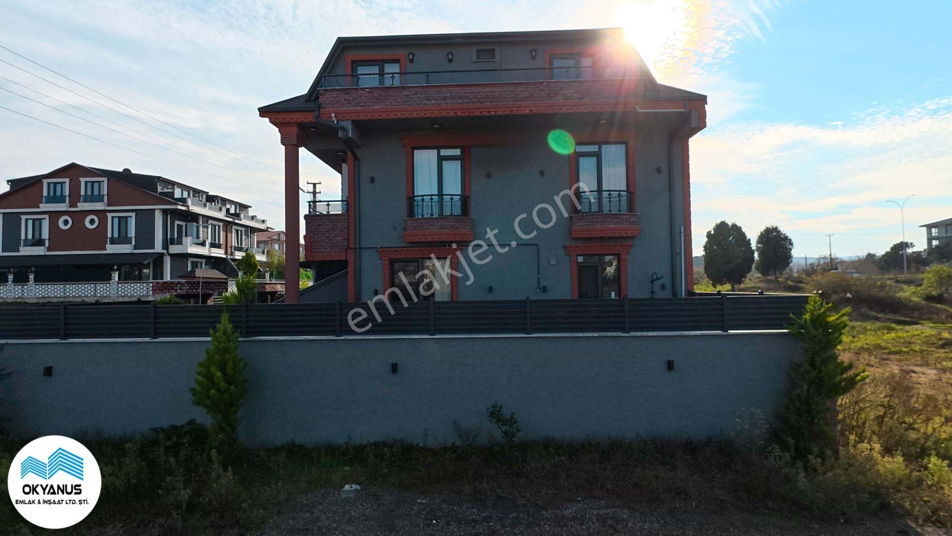 Kocaali De Havuzlu Köşe Parsel 4+1 Villa - Görsel 2