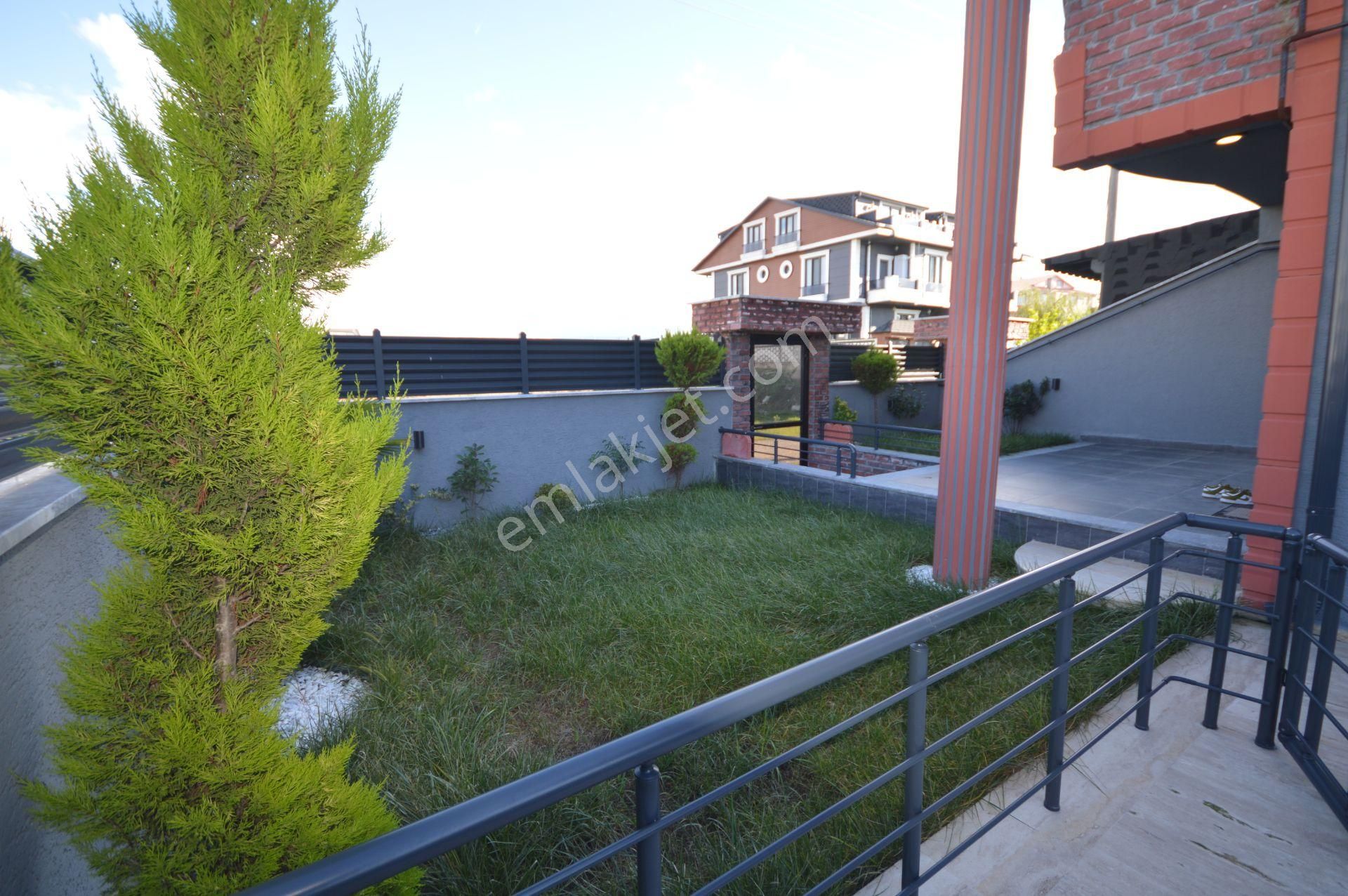 Kocaali De Havuzlu Köşe Parsel 4+1 Villa - Görsel 19