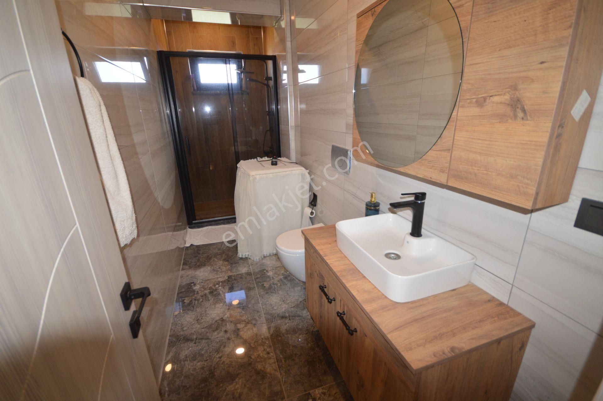 Kocaali De Havuzlu Köşe Parsel 4+1 Villa - Görsel 26