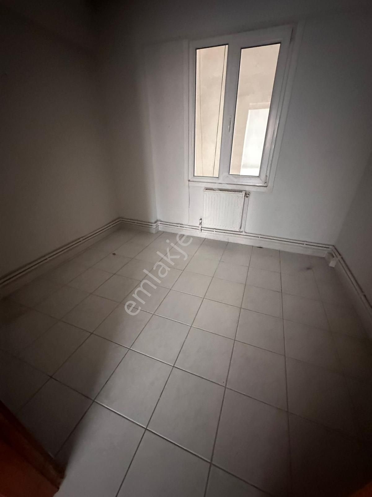 Kiralık 3+1 25 Yıllık Daire - Görsel 5