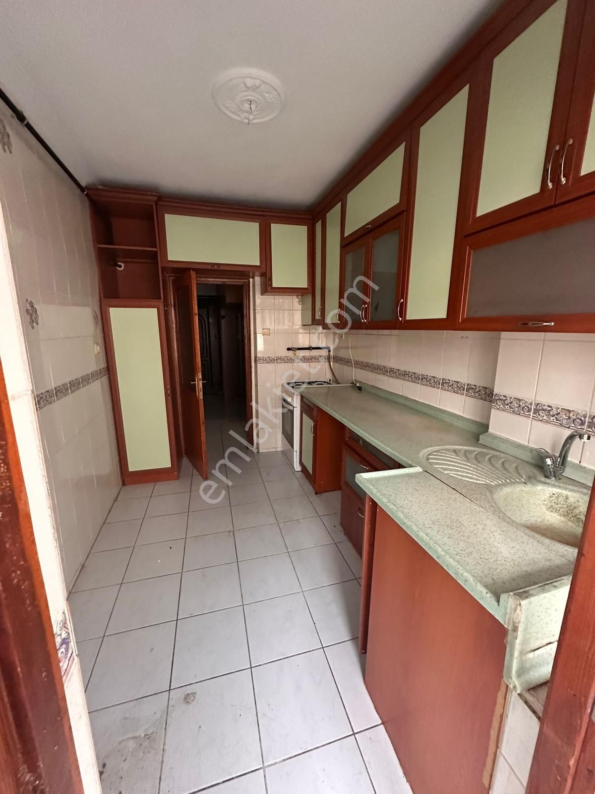 Kiralık 3+1 25 Yıllık Daire - Görsel 4