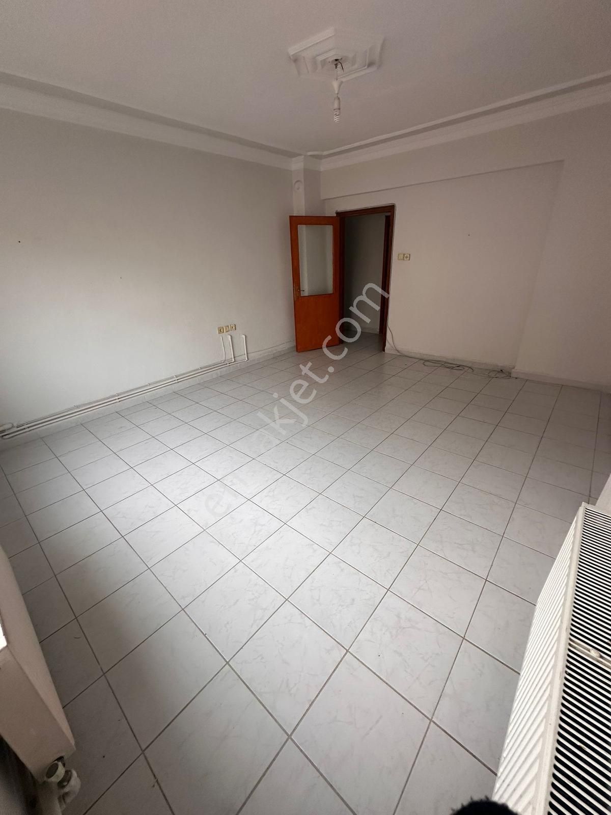 Kiralık 3+1 25 Yıllık Daire - Görsel 9