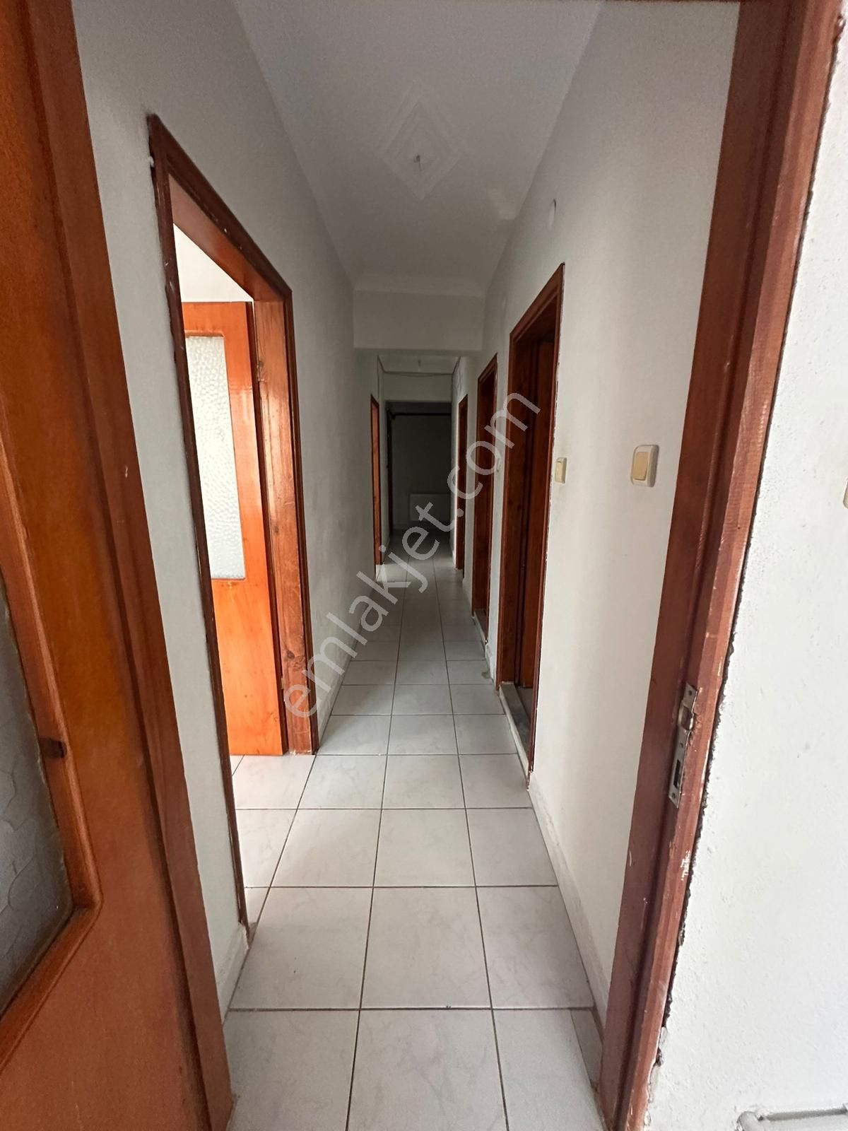 Kiralık 3+1 25 Yıllık Daire - Görsel 2